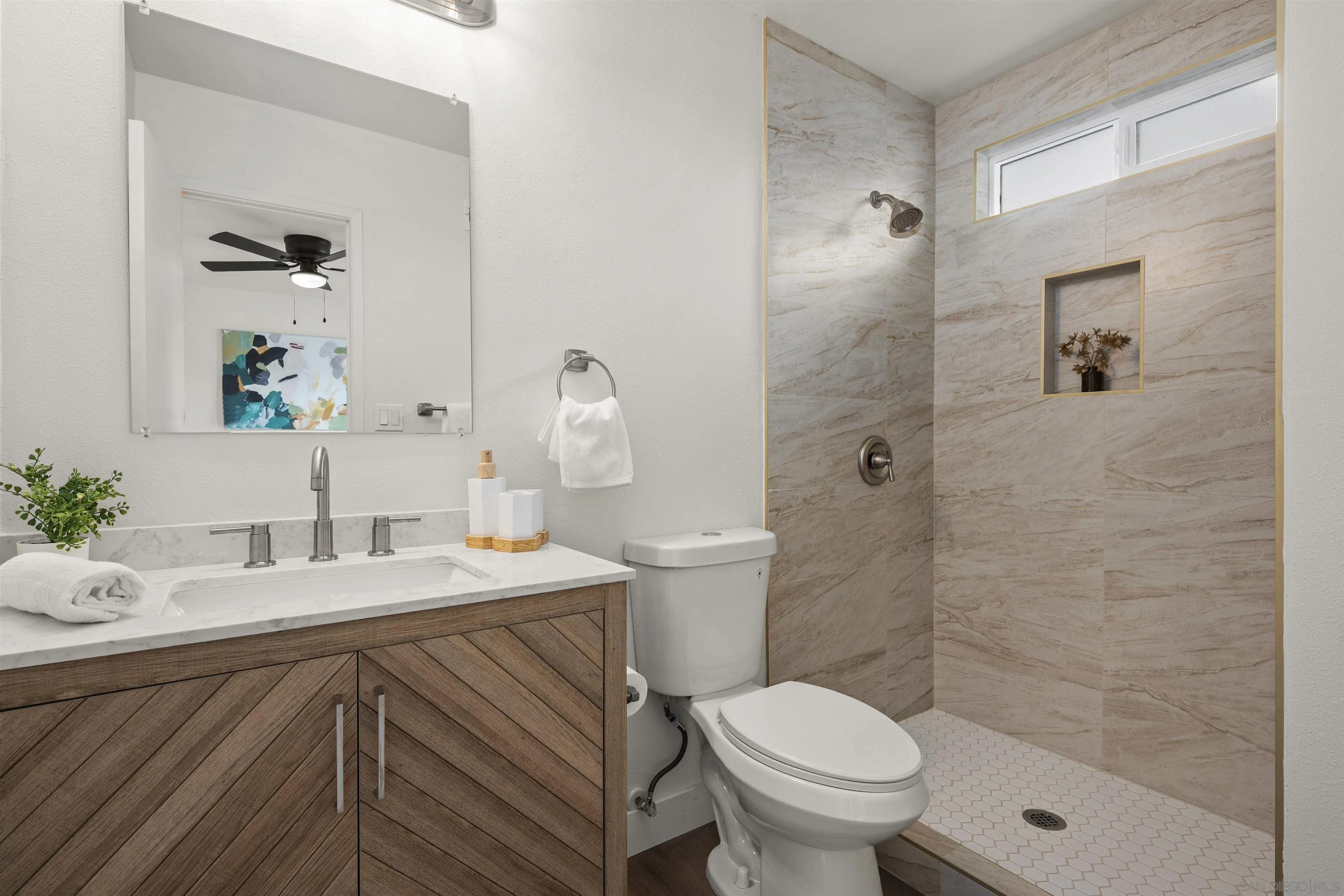 https://cdn.realtyfeed.com/cdn/127/260022024/544d8457c60eaf5b5e084283a4f56ff4.webp