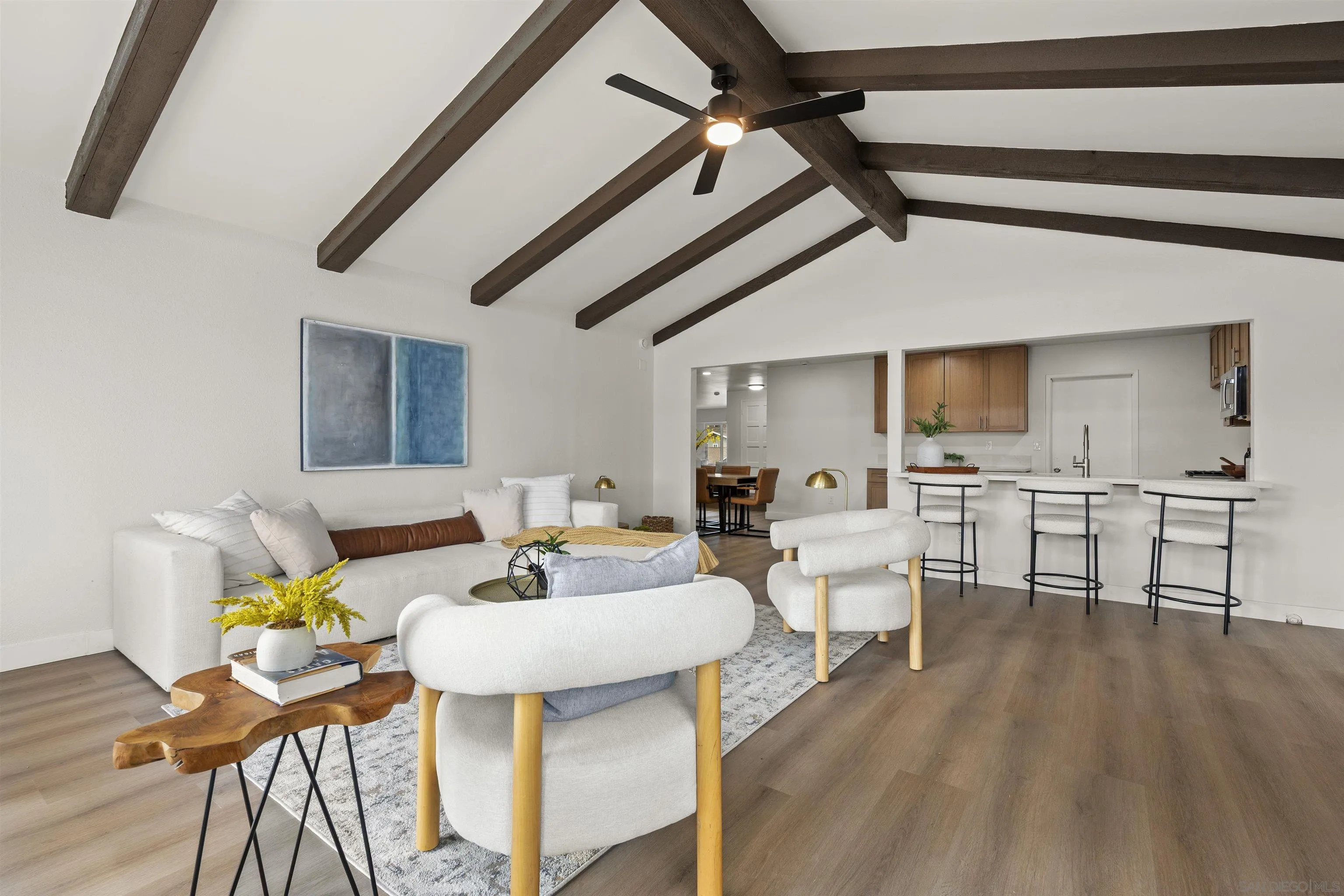 https://cdn.realtyfeed.com/cdn/127/260022024/6ab467ddce27c62f331b98dbf554711a.webp