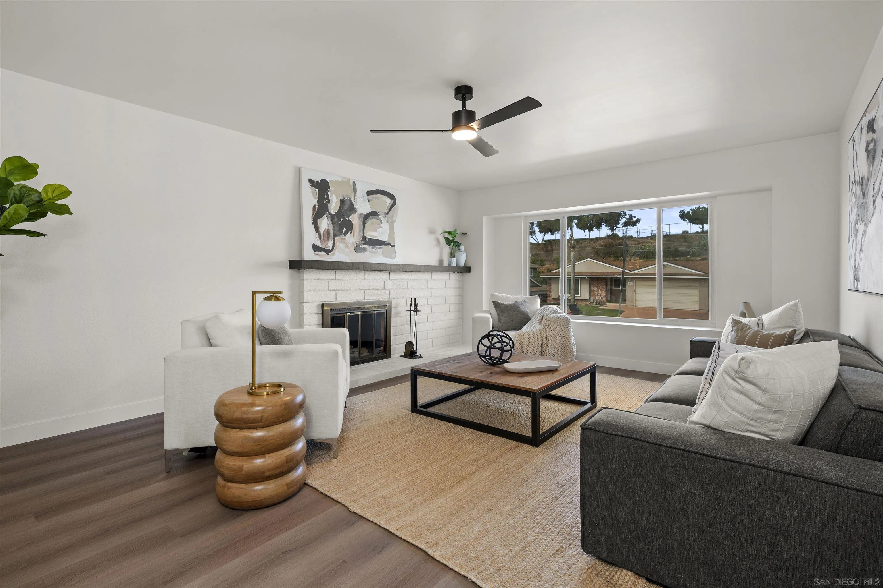 https://cdn.realtyfeed.com/cdn/127/260022024/6e32e9a3f1d6cd332b9a96249a2653d4.webp