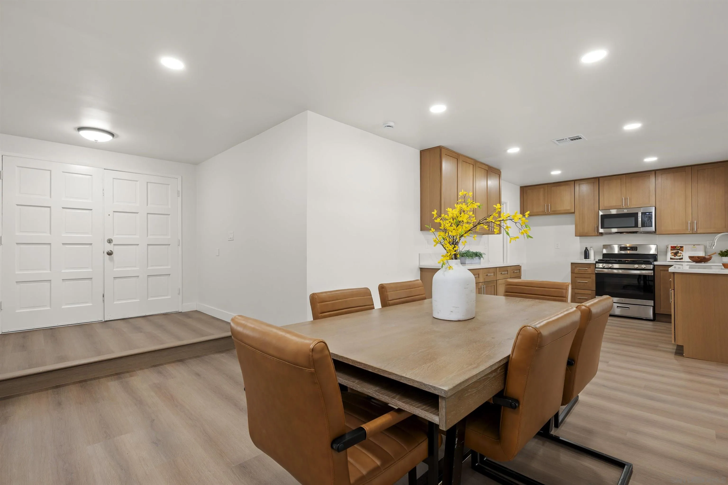 https://cdn.realtyfeed.com/cdn/127/260022024/7128e18d70bea4a9bbce36d6b3ec288d.webp
