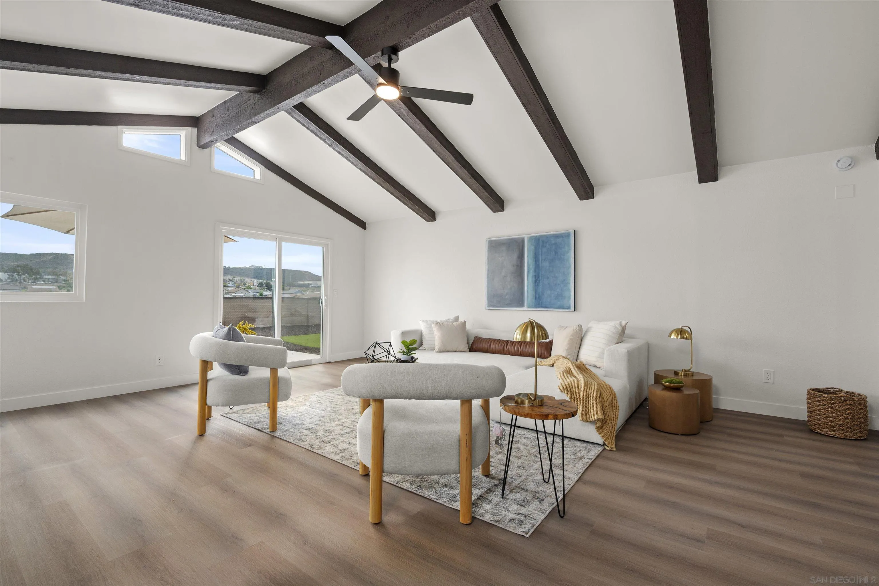 https://cdn.realtyfeed.com/cdn/127/260022024/f639e54b807b5b61e898deec1380cd92.webp