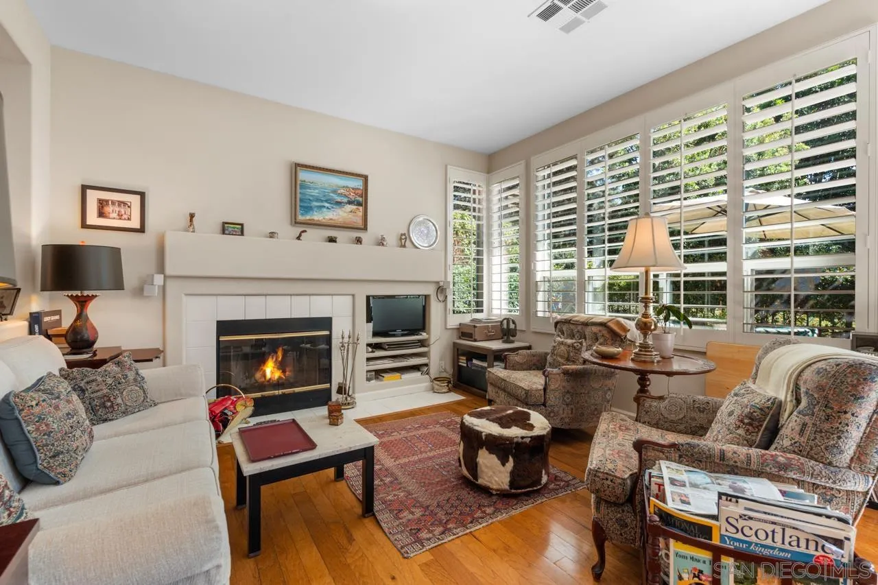 5586 Renaissance Unit 3, San Diego, CA 92122 - Photo 3 of 13, San Diego, CA