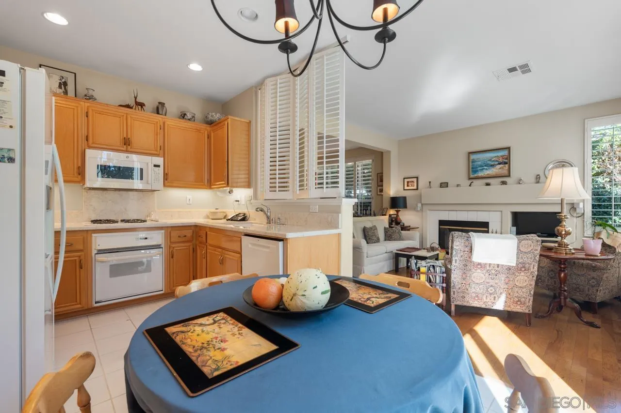 https://cdn.realtyfeed.com/cdn/127/260022028/f0e9c8421b69209fd549088885f6442a.webp