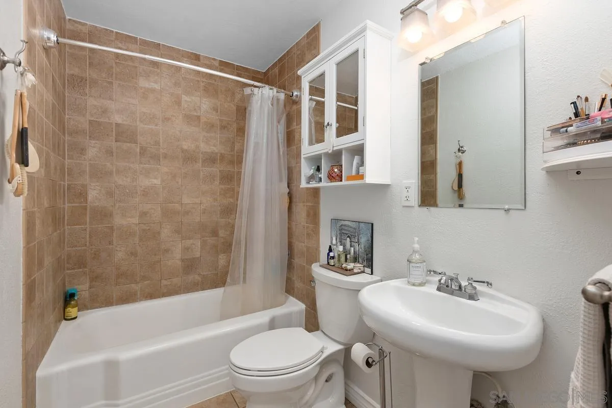 https://cdn.realtyfeed.com/cdn/127/260022030/f7953c2de6b36fd8ca8937884eb094fa.webp