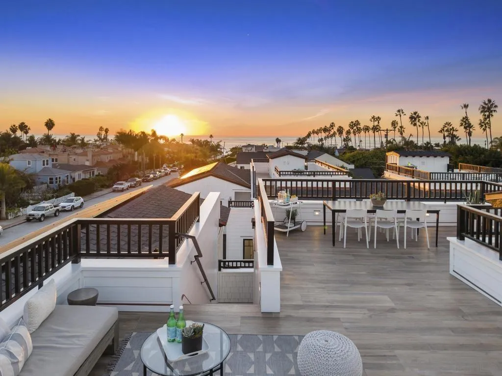 La Jolla, CA 92037