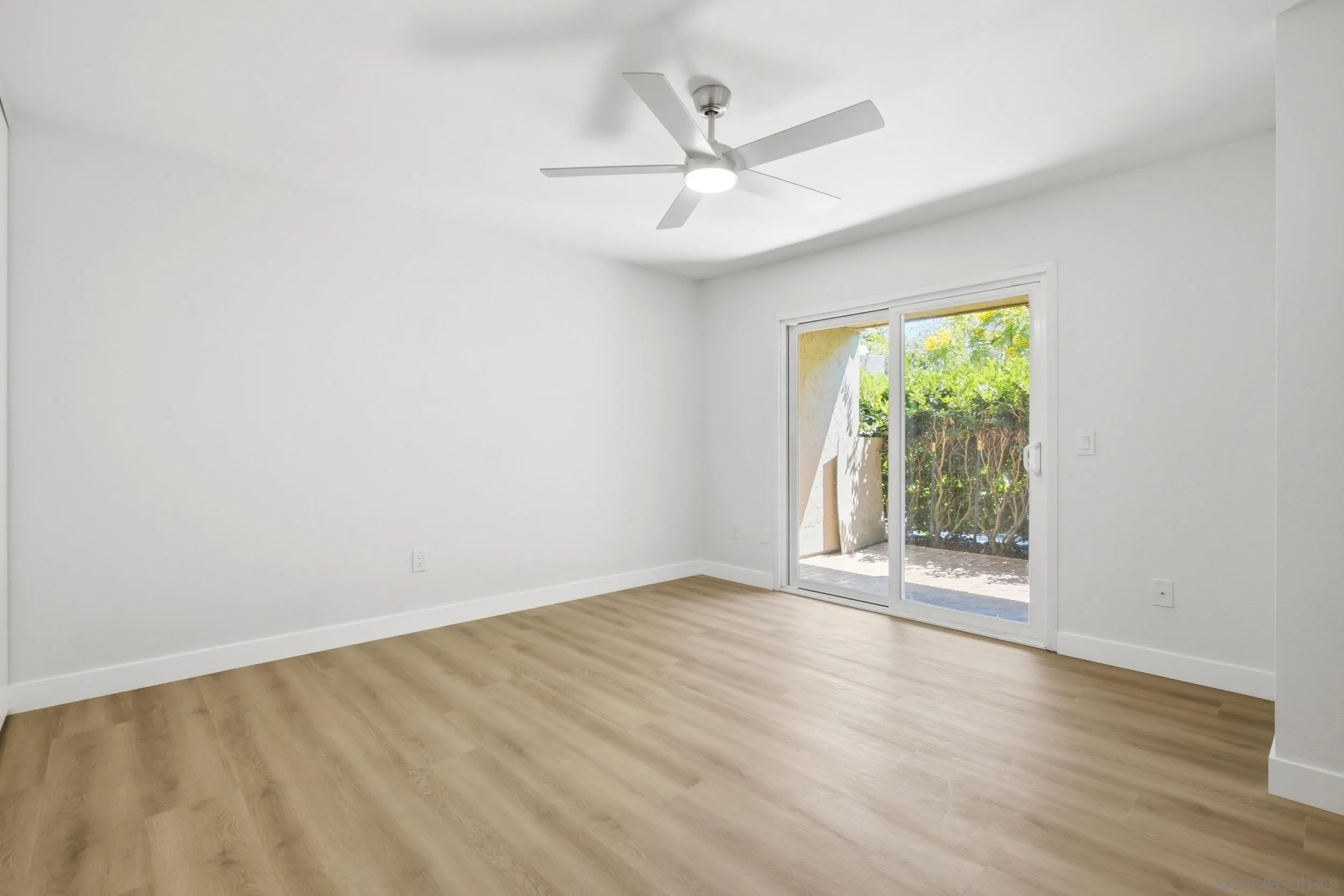 https://cdn.realtyfeed.com/cdn/127/260022038/1a0af846b0c7ed4a83c4232b235d0d91.webp