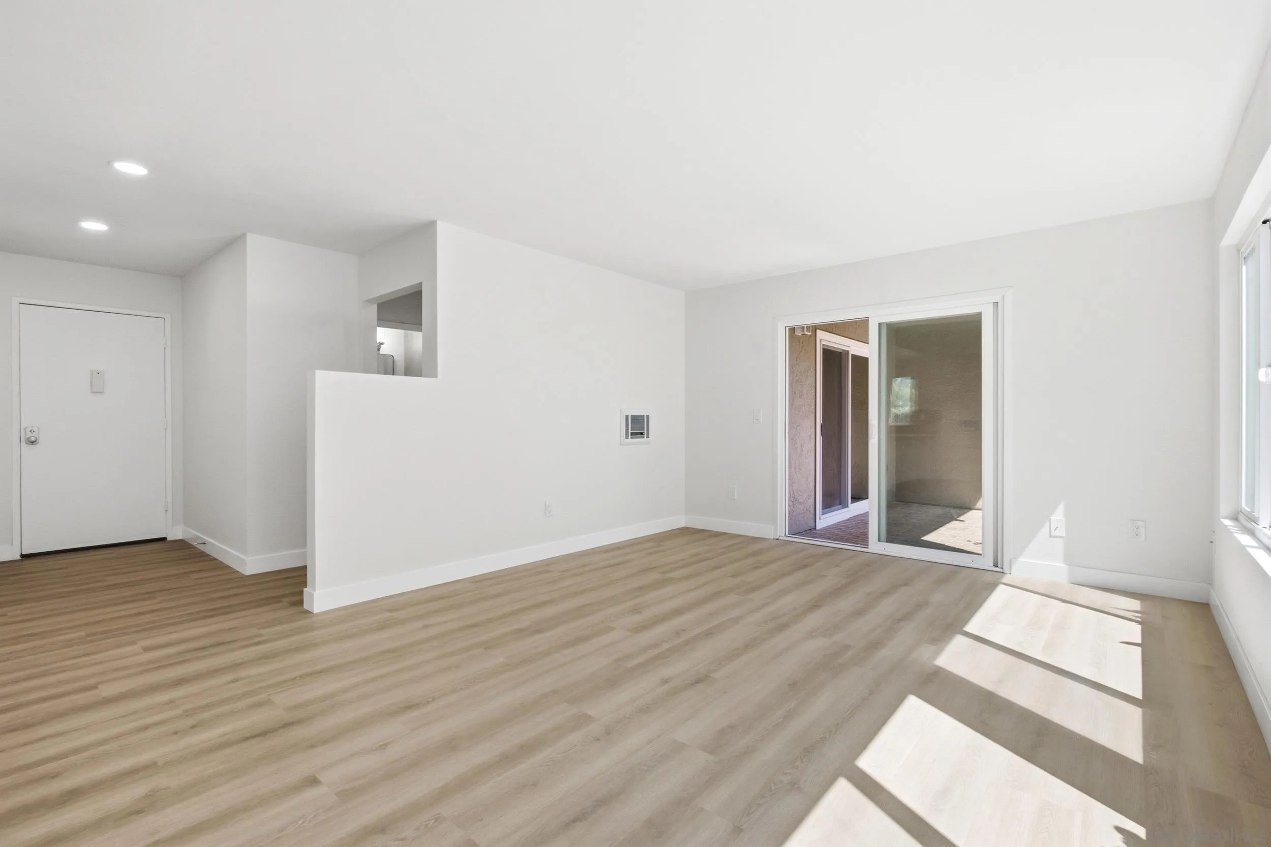 https://cdn.realtyfeed.com/cdn/127/260022038/43905141c755d1549decb76bc3ae7c4c.webp