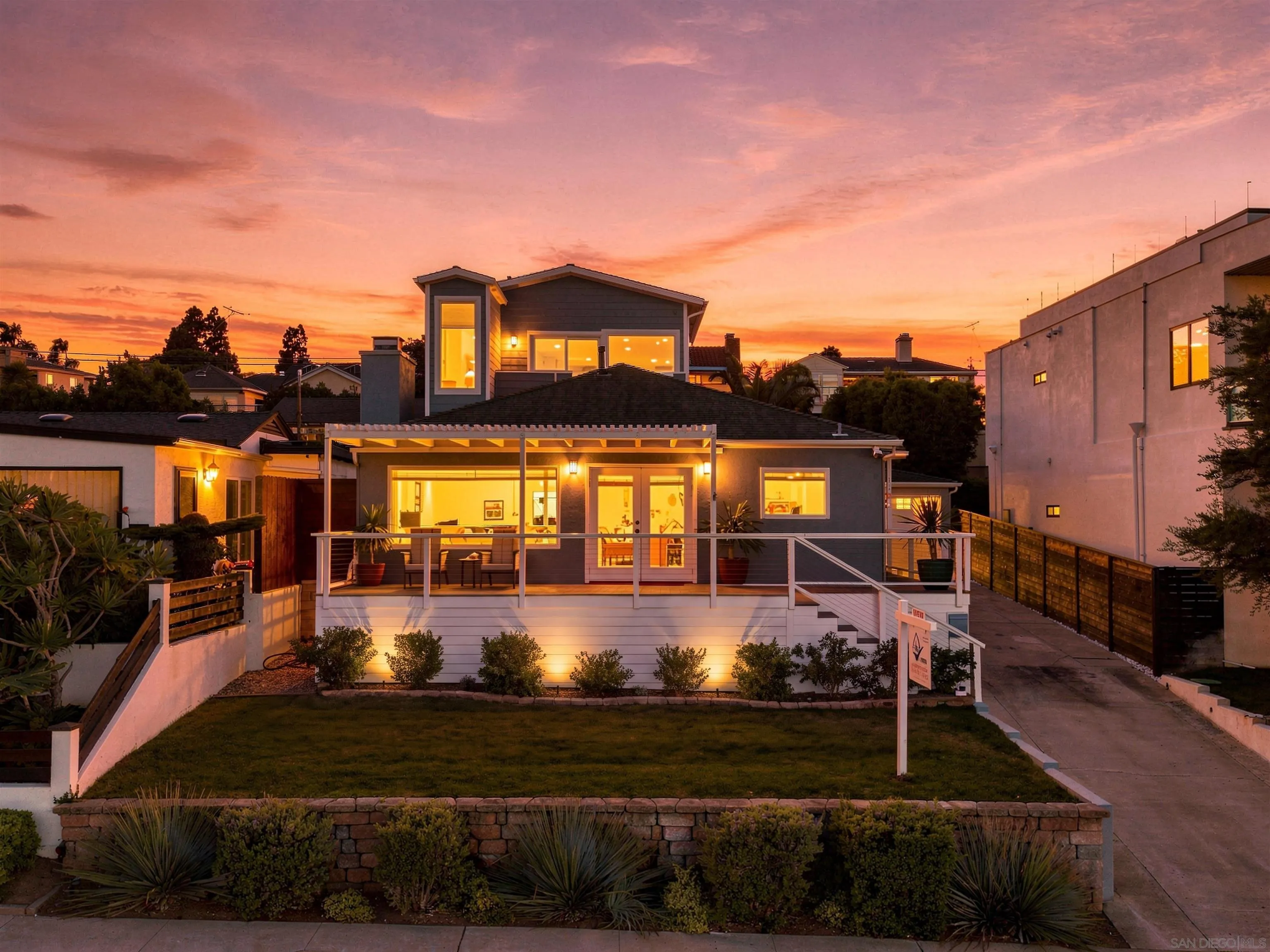 https://cdn.realtyfeed.com/cdn/127/260022040/633a530b440528a97bdadb742b2e74d8.webp