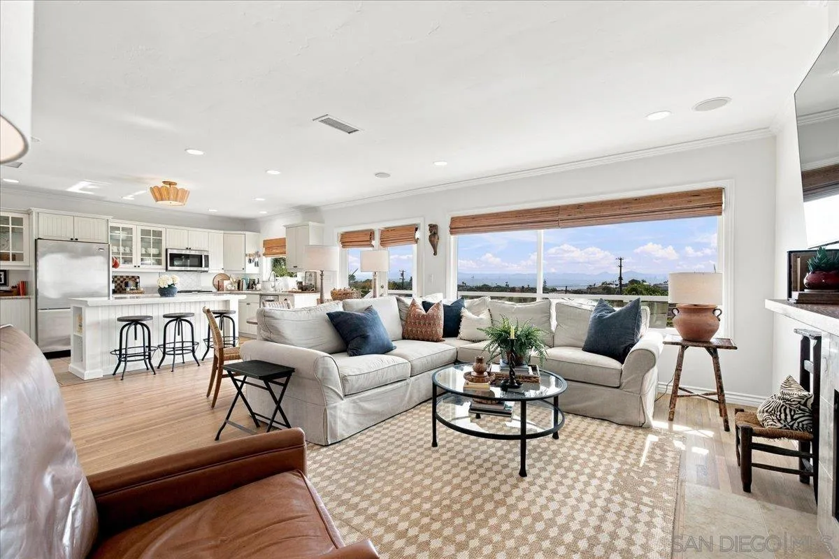 https://cdn.realtyfeed.com/cdn/127/260022040/ac84608385c745df780fdab1b17af009.webp