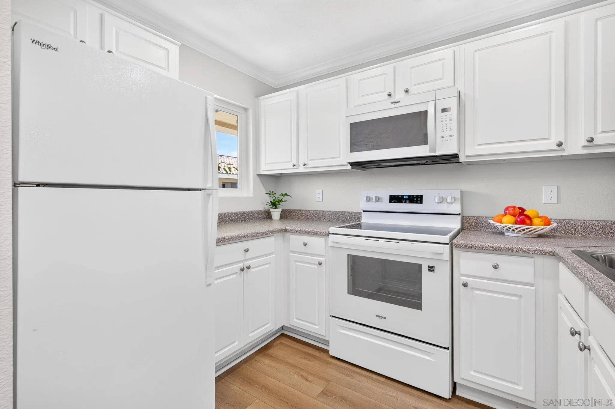 https://cdn.realtyfeed.com/cdn/127/260022043/b8cdff3dd28bc0ffbbc65e83bb0003fa.webp
