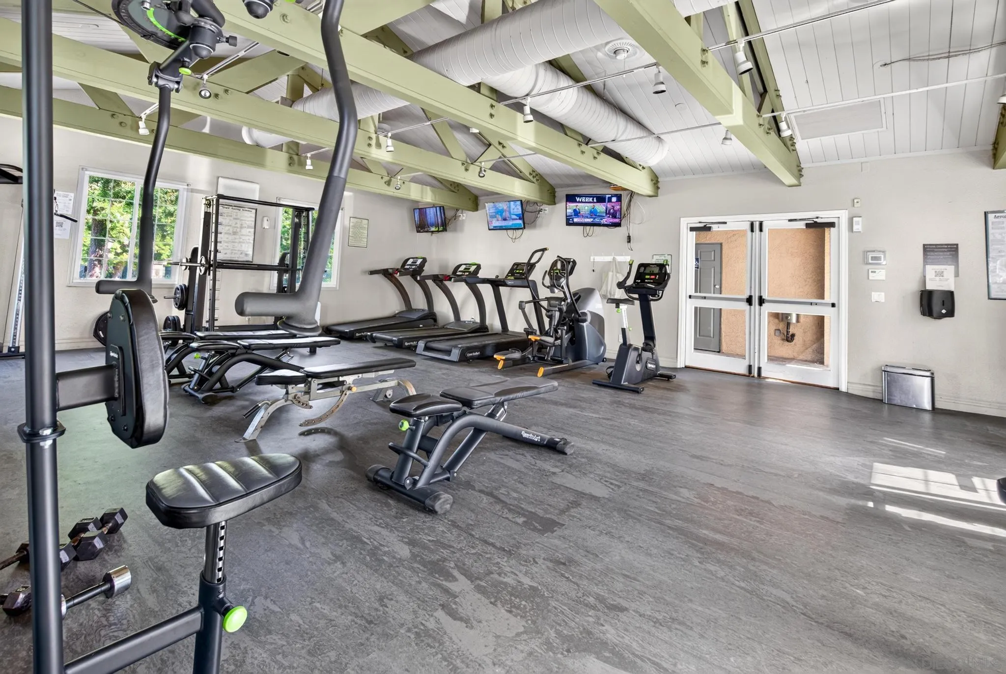 https://cdn.realtyfeed.com/cdn/127/260022043/d76c0f4029c01f5337dd2bbd11f4e285.webp