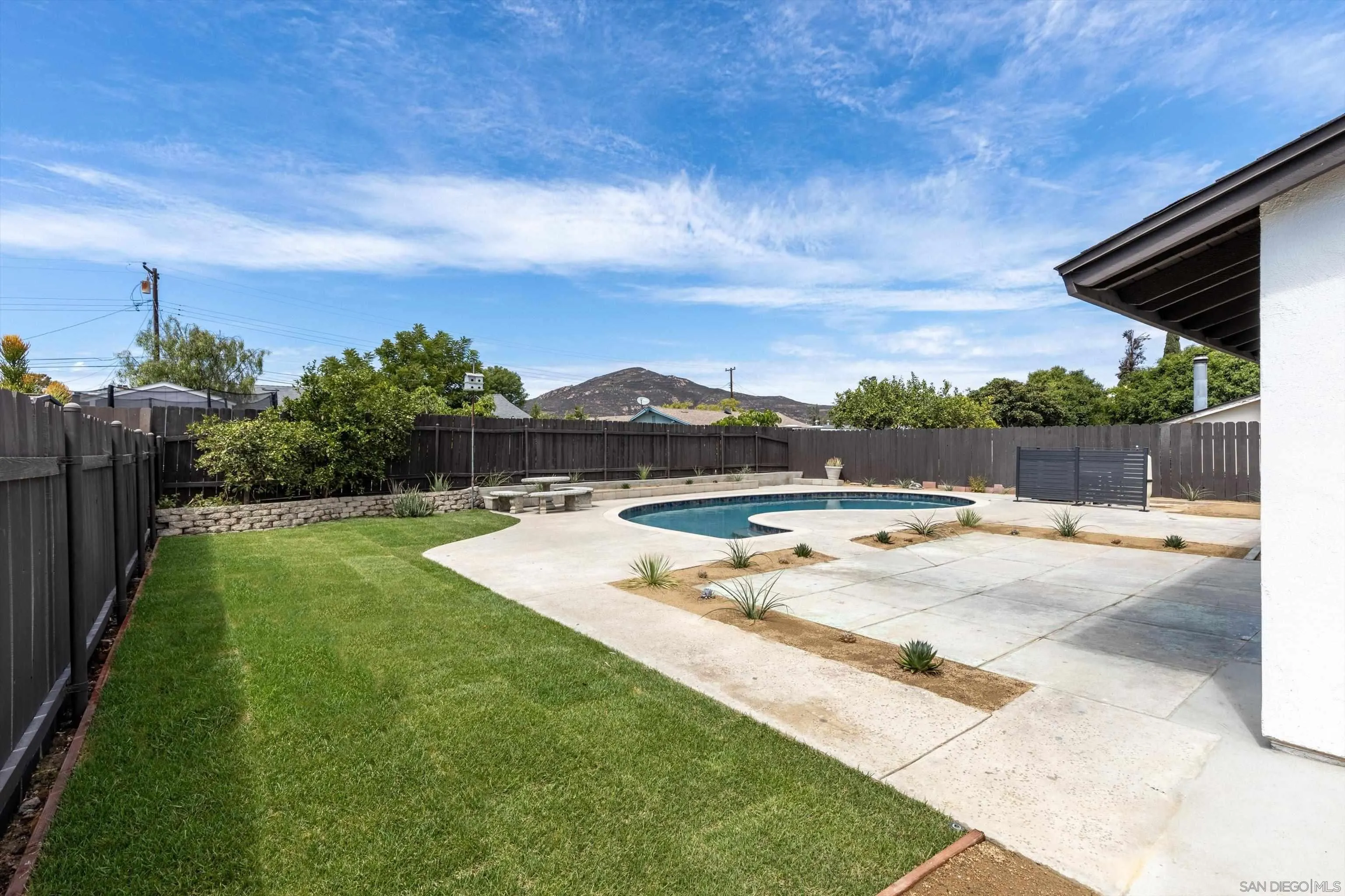 6352 Budlong Lake Ave, San Diego, CA 92119 - Photo 5 of 43, San Diego, CA