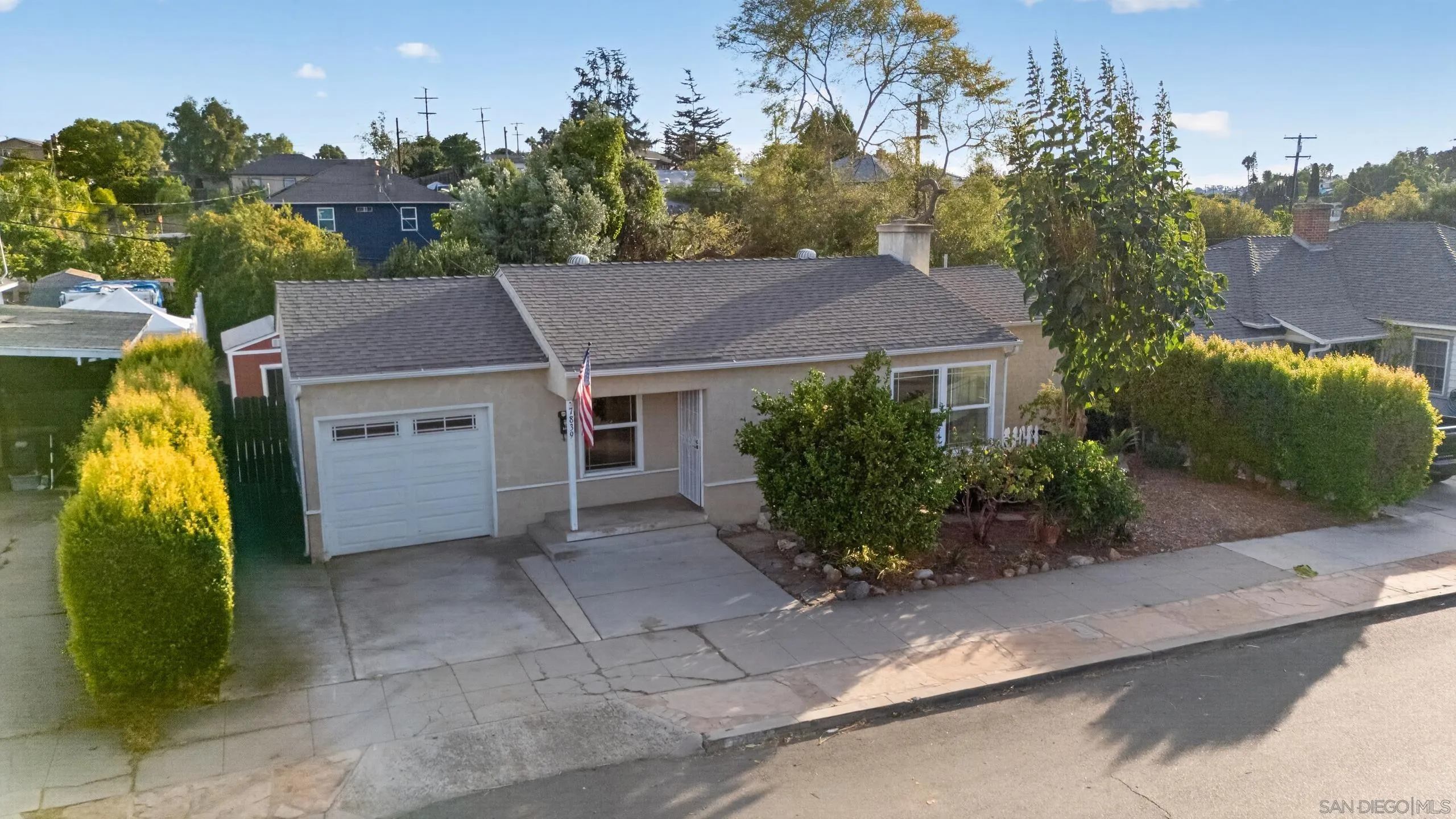 https://cdn.realtyfeed.com/cdn/127/260022049/0c318cd747396945967b94db99d93f55.webp