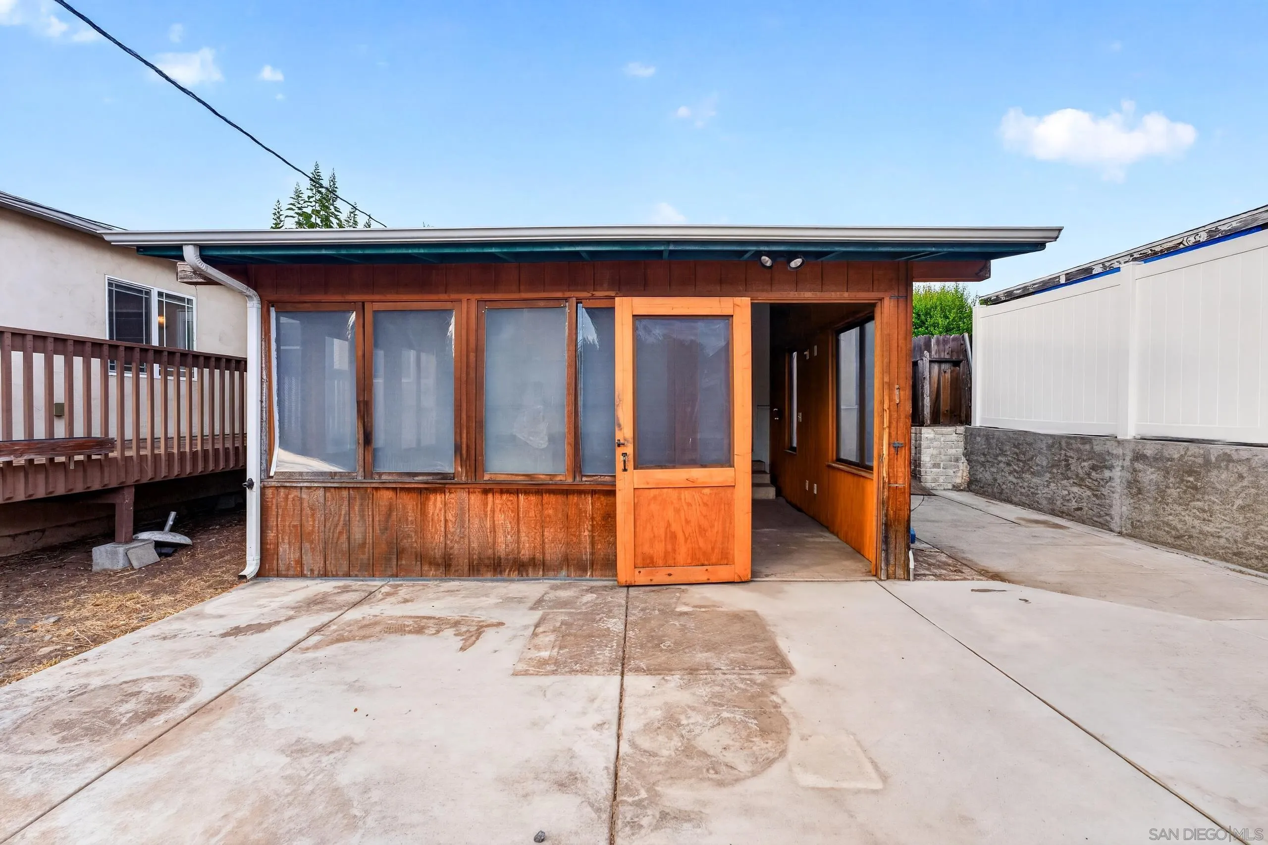 https://cdn.realtyfeed.com/cdn/127/260022049/2ab9ac5ef2d24c9738df1c8a4eef94de.webp