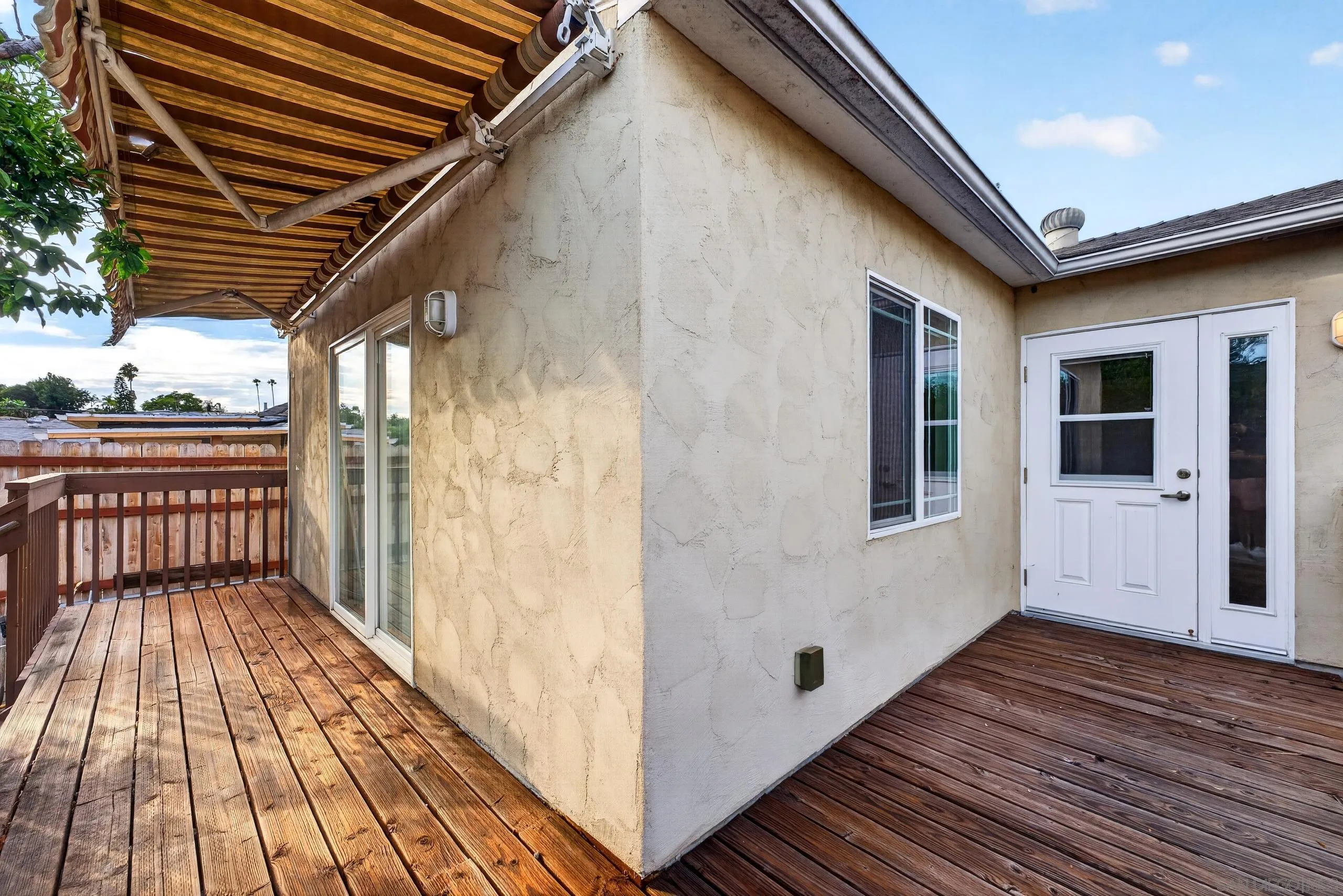 https://cdn.realtyfeed.com/cdn/127/260022049/b8b1403ee7a4cc3b2e56dacf6615eed0.webp
