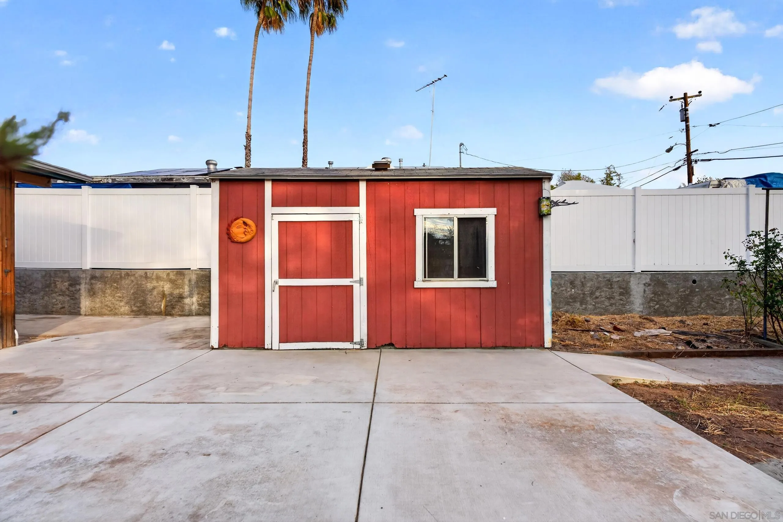 https://cdn.realtyfeed.com/cdn/127/260022049/c88b5bfa8e668832dbc97bd86d97031f.webp