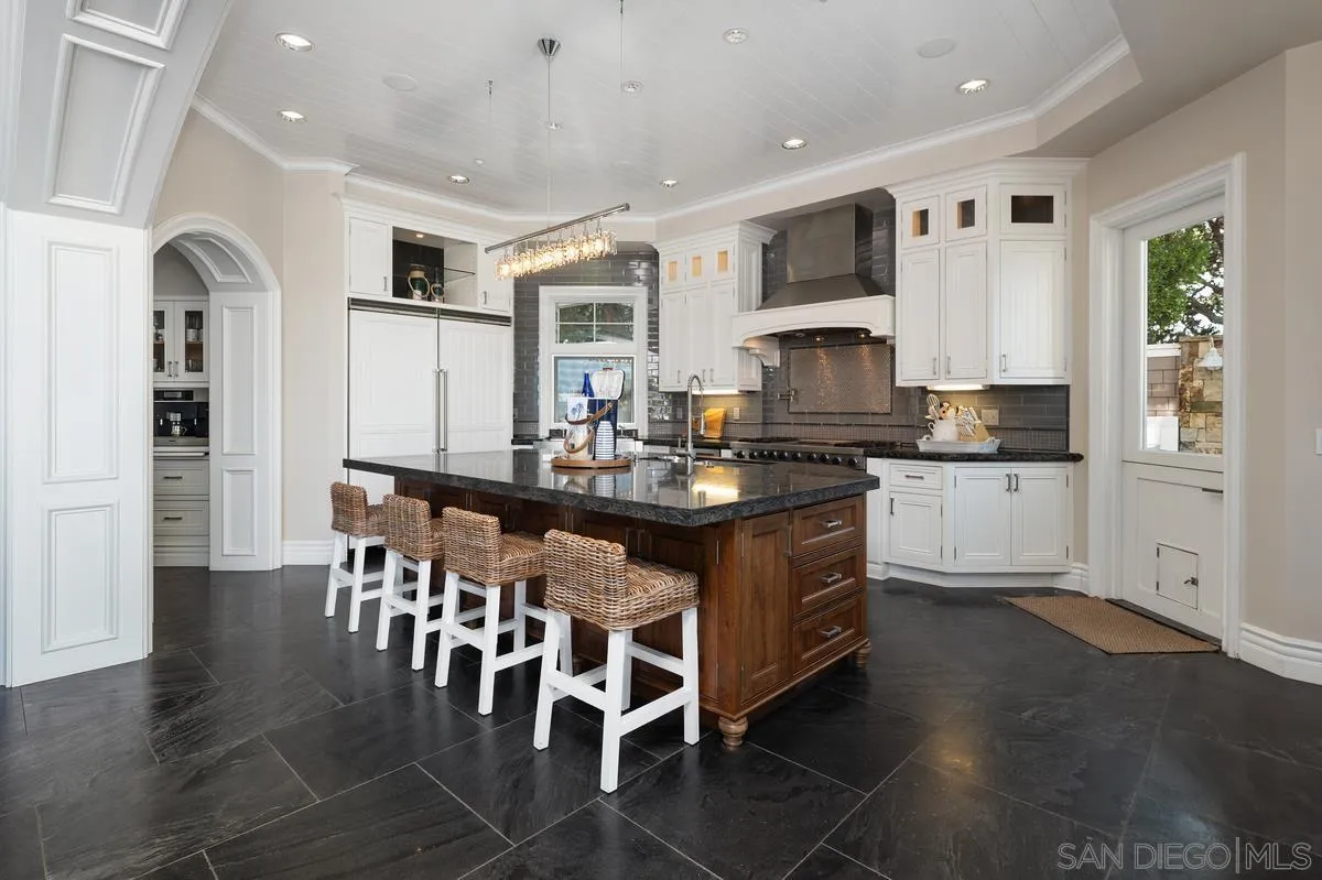 https://cdn.realtyfeed.com/cdn/127/260022064/d839b4c2239cd857e5f326f926e0ca83.webp