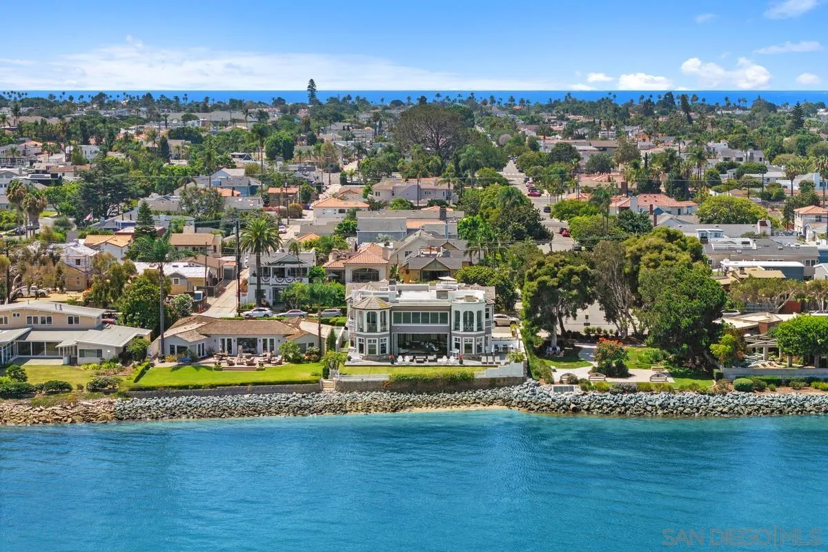 https://cdn.realtyfeed.com/cdn/127/260022064/e344e6430d1b64bc78d58db25912d588.webp