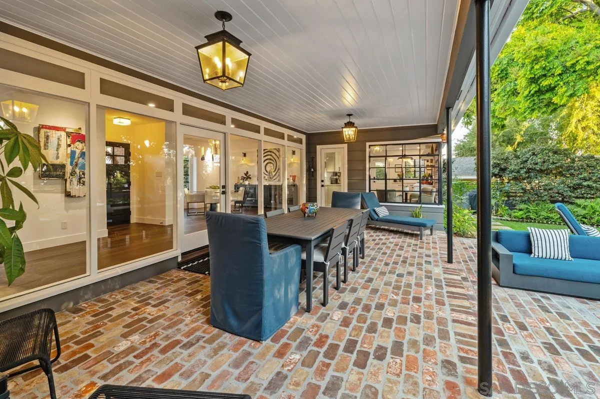 https://cdn.realtyfeed.com/cdn/127/260022069/06333c1041f78c4a0227f1104526f00d.webp