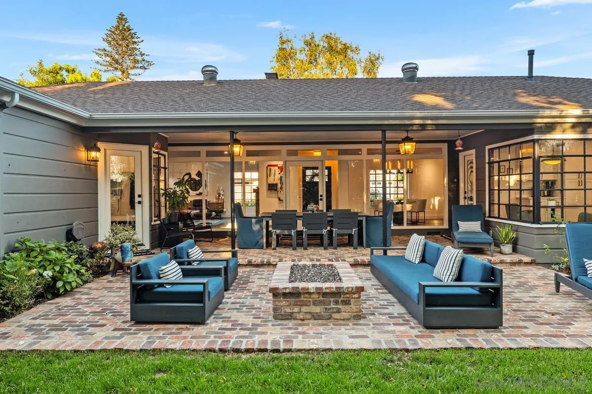 https://cdn.realtyfeed.com/cdn/127/260022069/23bf4b078a271bfe956666e692ced8f0.webp