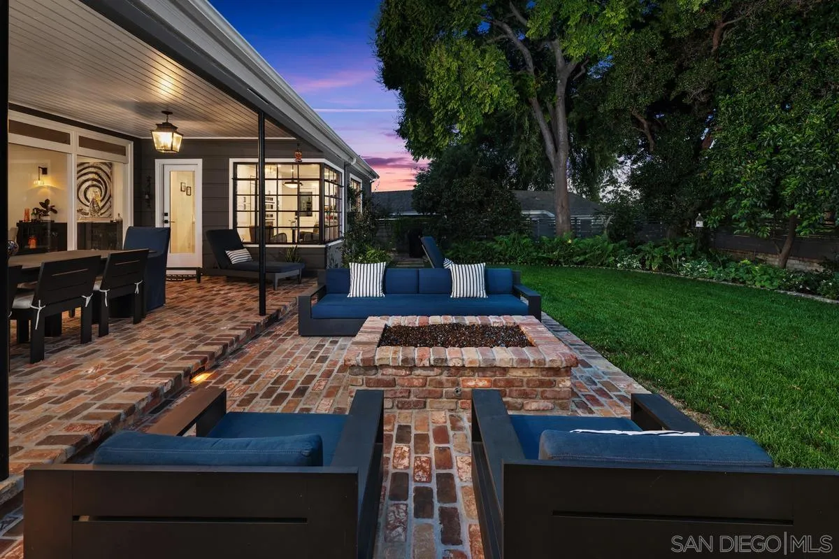 https://cdn.realtyfeed.com/cdn/127/260022069/93c2982939fbe7194e0f83551f38db3b.webp