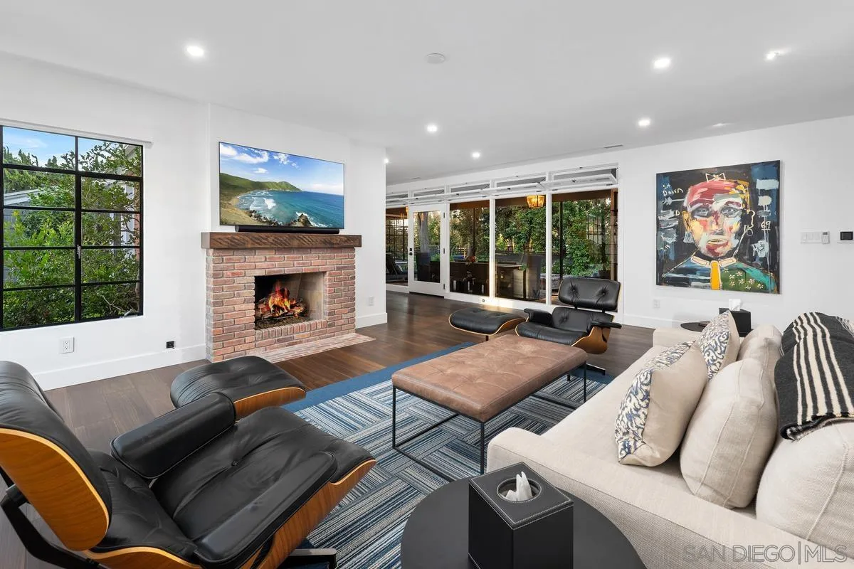 https://cdn.realtyfeed.com/cdn/127/260022069/a7bea2830c9553764d76d3e2aa2decc7.webp