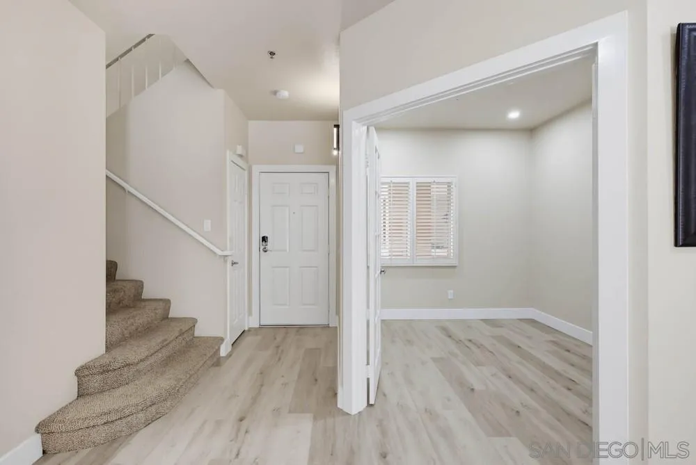 https://cdn.realtyfeed.com/cdn/127/260022075/49606f015571767663c97b321a748fa2.webp