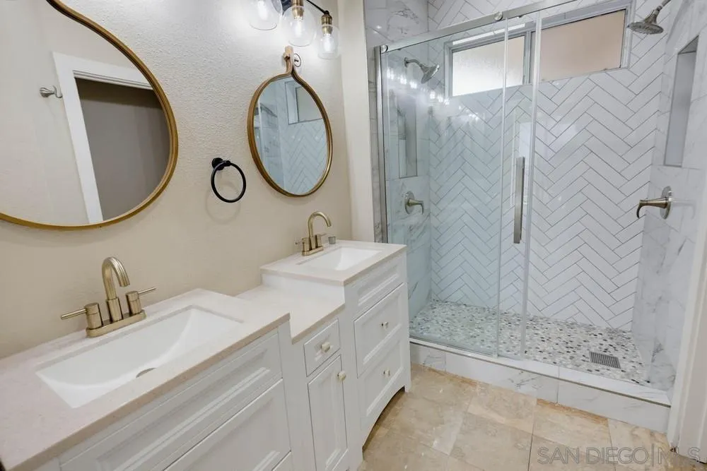 https://cdn.realtyfeed.com/cdn/127/260022075/c73999b2f958e0084850df89e8626fd3.webp