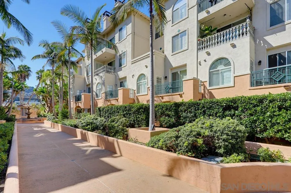 https://cdn.realtyfeed.com/cdn/127/260022075/cce016a318810222e9e89ae1f137ff15.webp