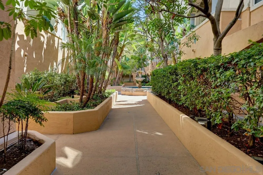 https://cdn.realtyfeed.com/cdn/127/260022075/e2611d033783175da516d9cbd6b810ae.webp