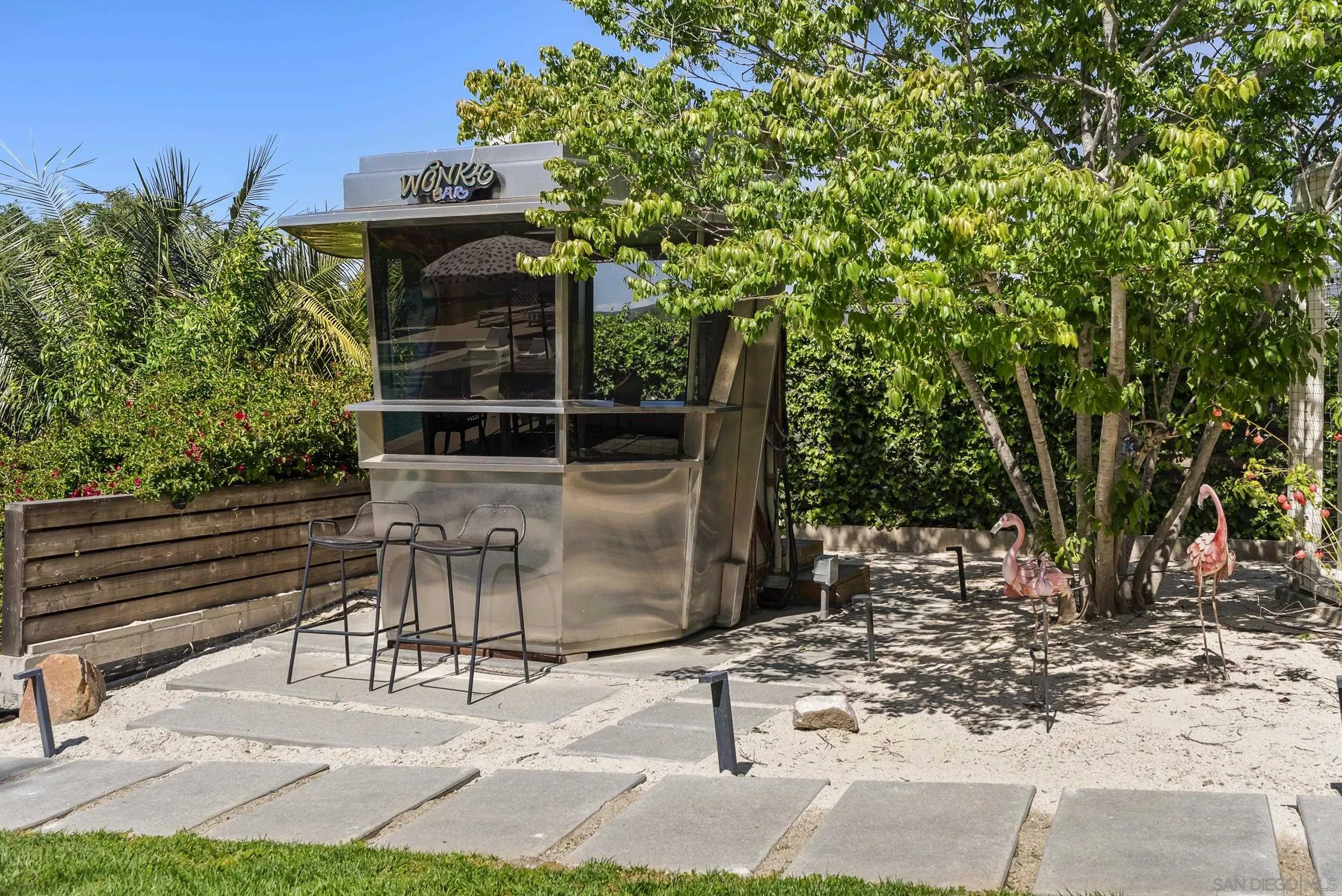 https://cdn.realtyfeed.com/cdn/127/260022077/695a6b11e31c83b5767f4267a9224c93.webp