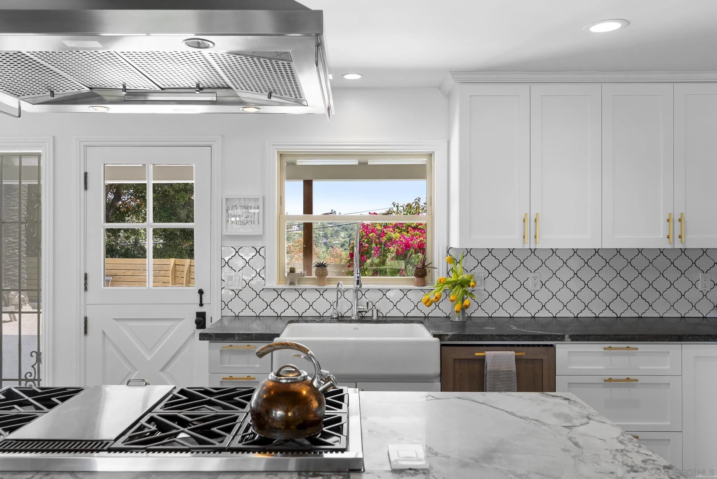 https://cdn.realtyfeed.com/cdn/127/260022077/69af05320079f187a786d2e4762197ba.webp