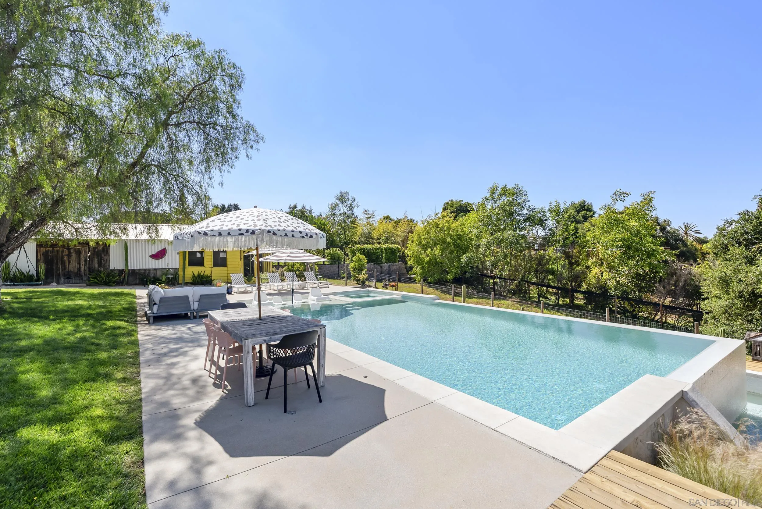 https://cdn.realtyfeed.com/cdn/127/260022077/821828a2ceb49be1c13a67879d1d9d8e.webp