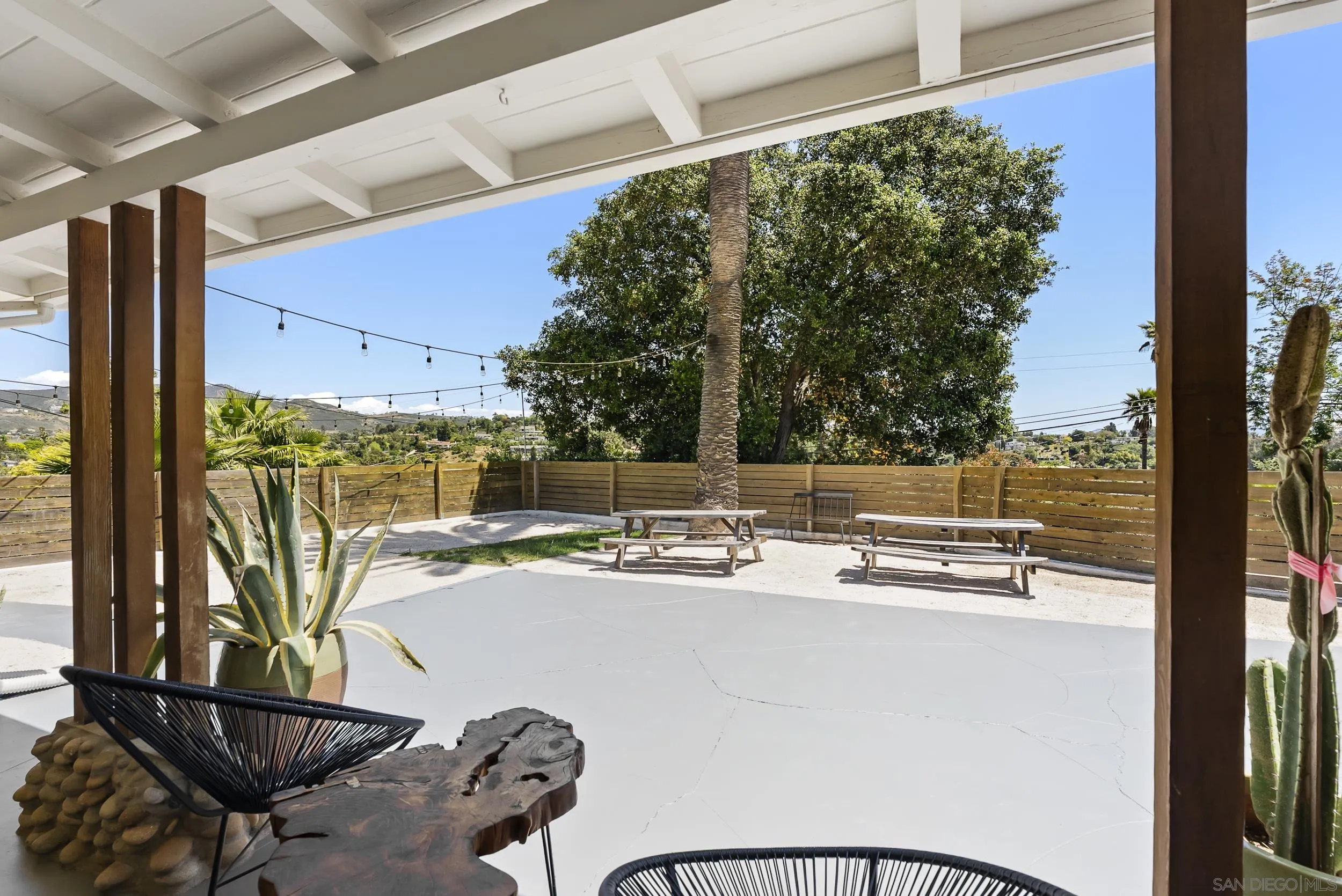 https://cdn.realtyfeed.com/cdn/127/260022077/94f4c3e7c567ec301cbaa62c2aa3d0f8.webp