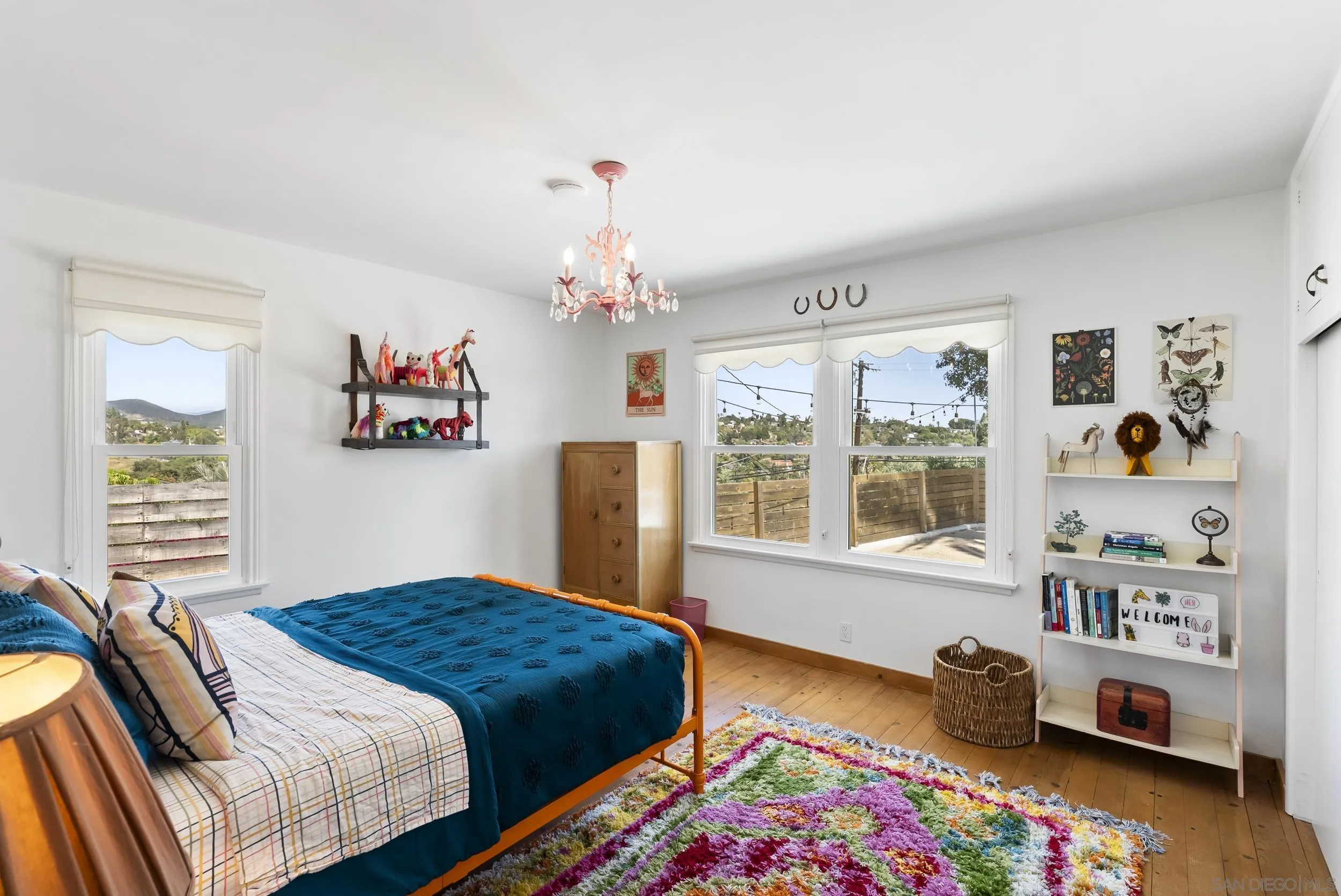 https://cdn.realtyfeed.com/cdn/127/260022077/d70cb8b3c7be6c0cf8748a0f82590c4f.webp
