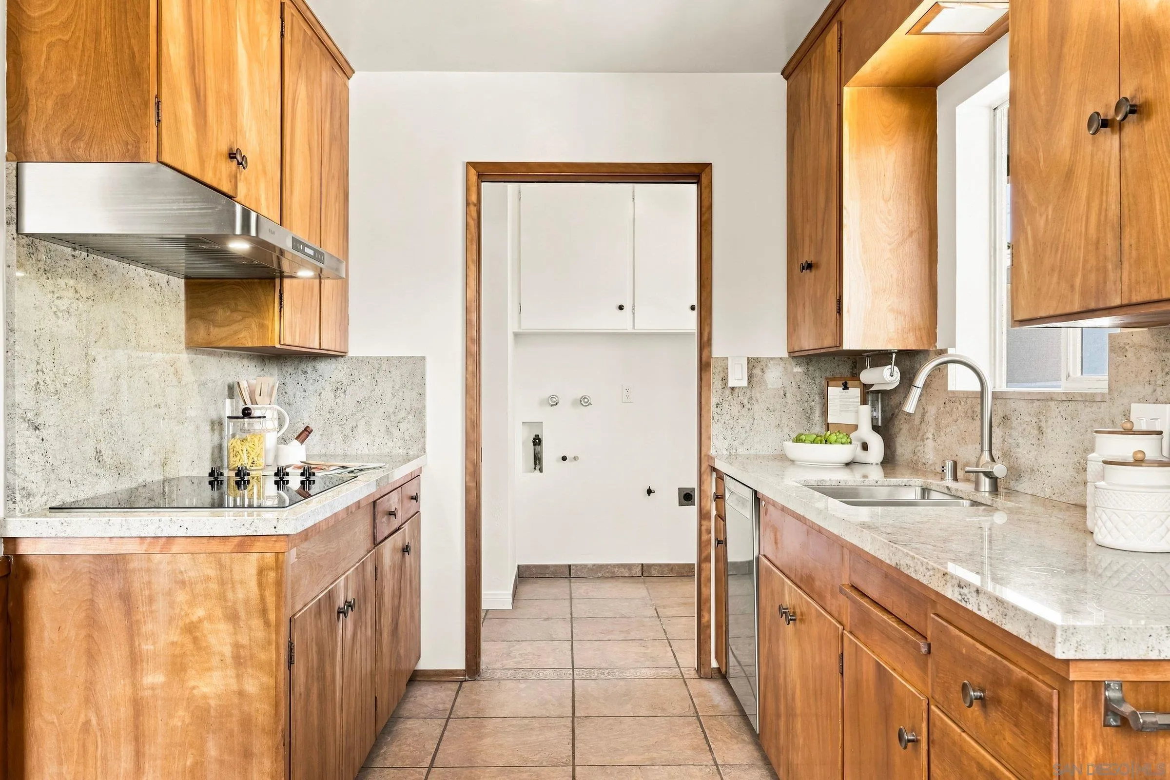 https://cdn.realtyfeed.com/cdn/127/260022078/2e5e85237c1f30bddfc9b6250bd99015.webp