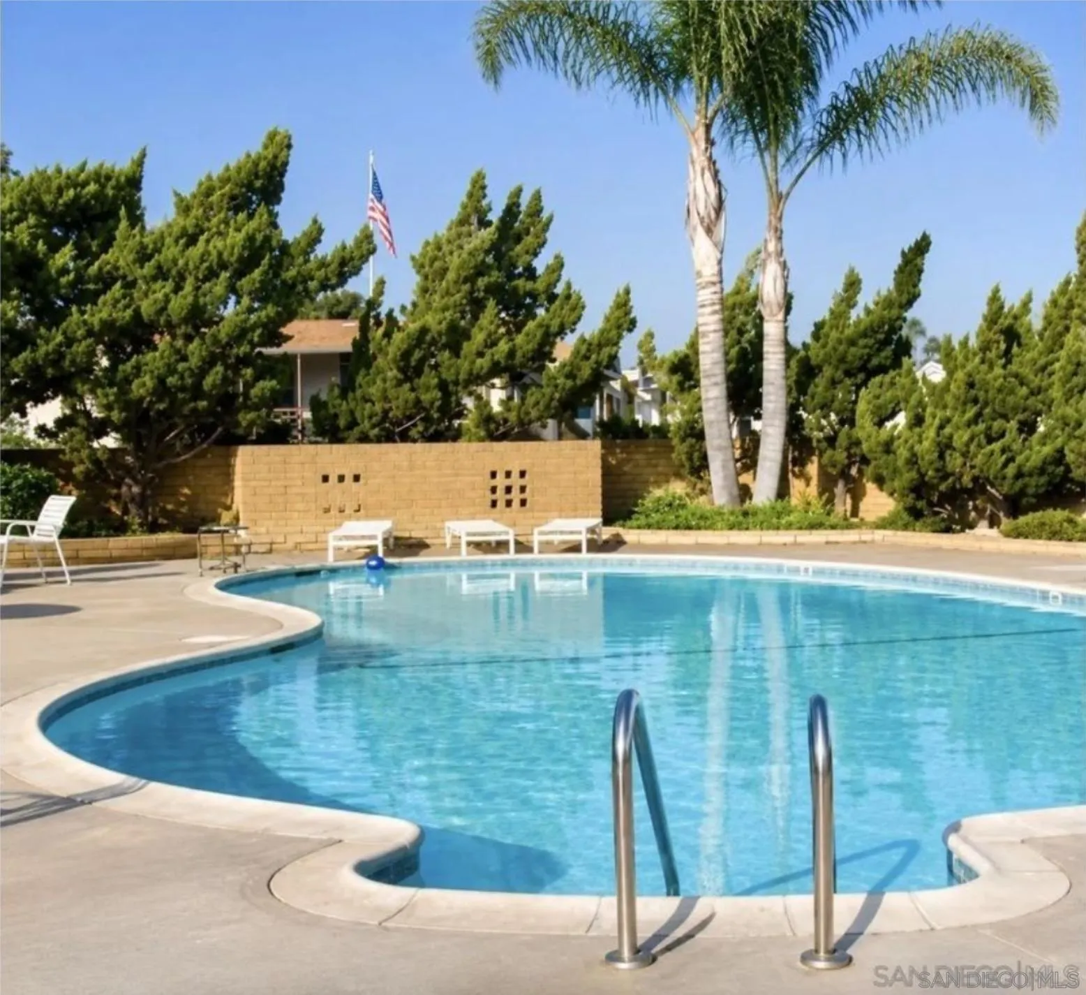 https://cdn.realtyfeed.com/cdn/127/260022084/29f17591fd8988b5154921a1e0ca2897.webp