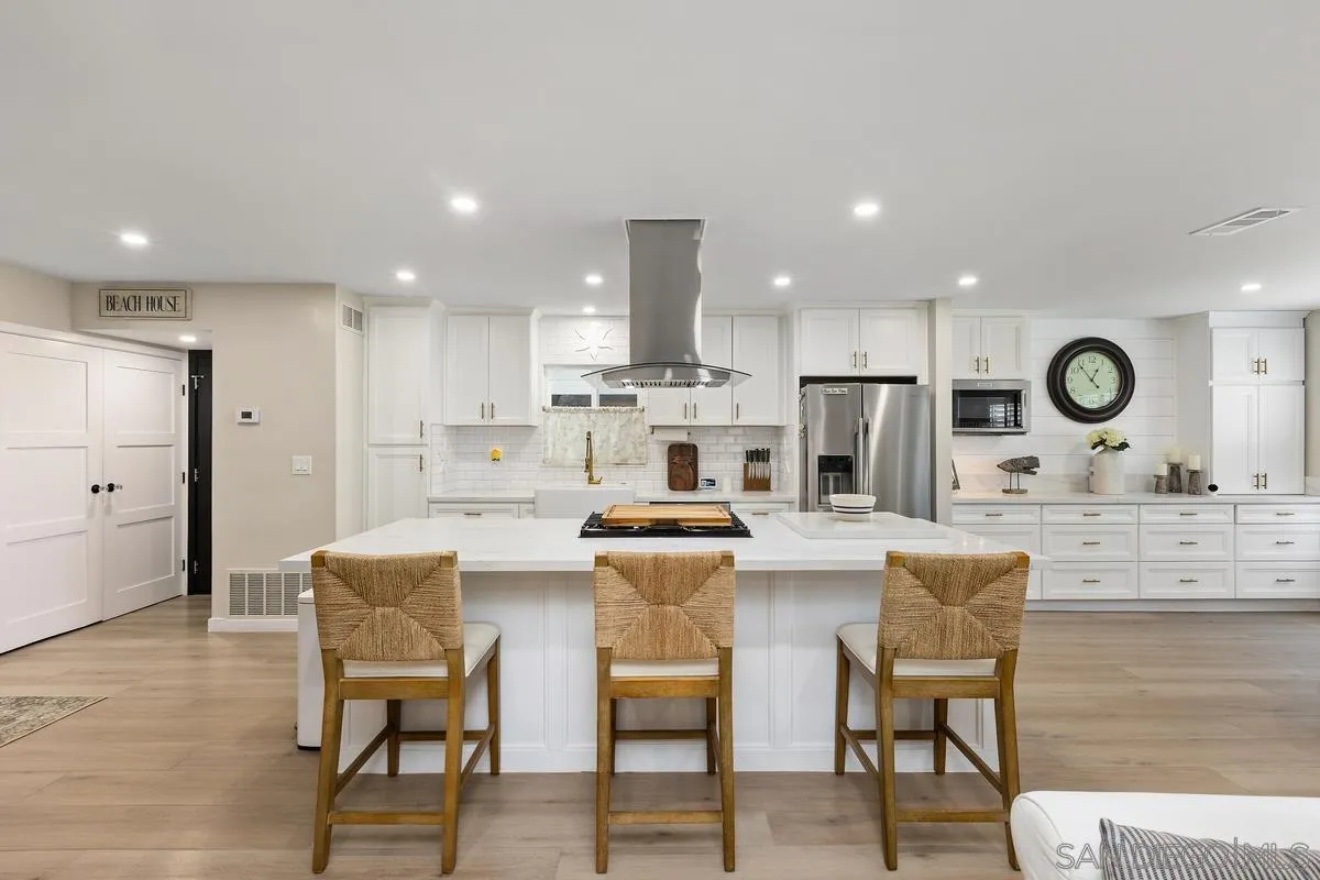 https://cdn.realtyfeed.com/cdn/127/260022084/726c1ad23a5f115dc049c6ebebadcf1f.webp