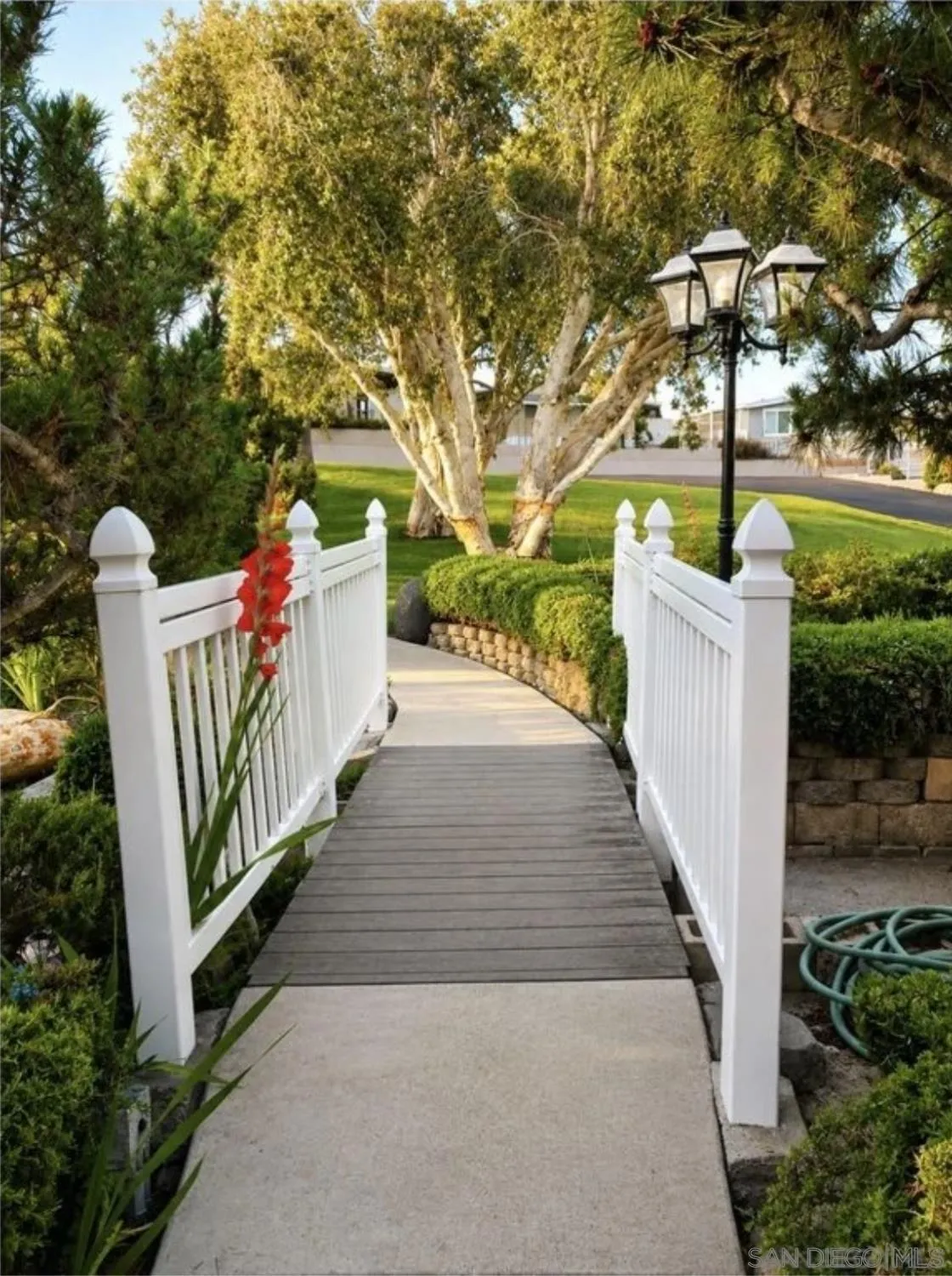 https://cdn.realtyfeed.com/cdn/127/260022084/be78815e3c5af52b6caece51bcfd9add.webp