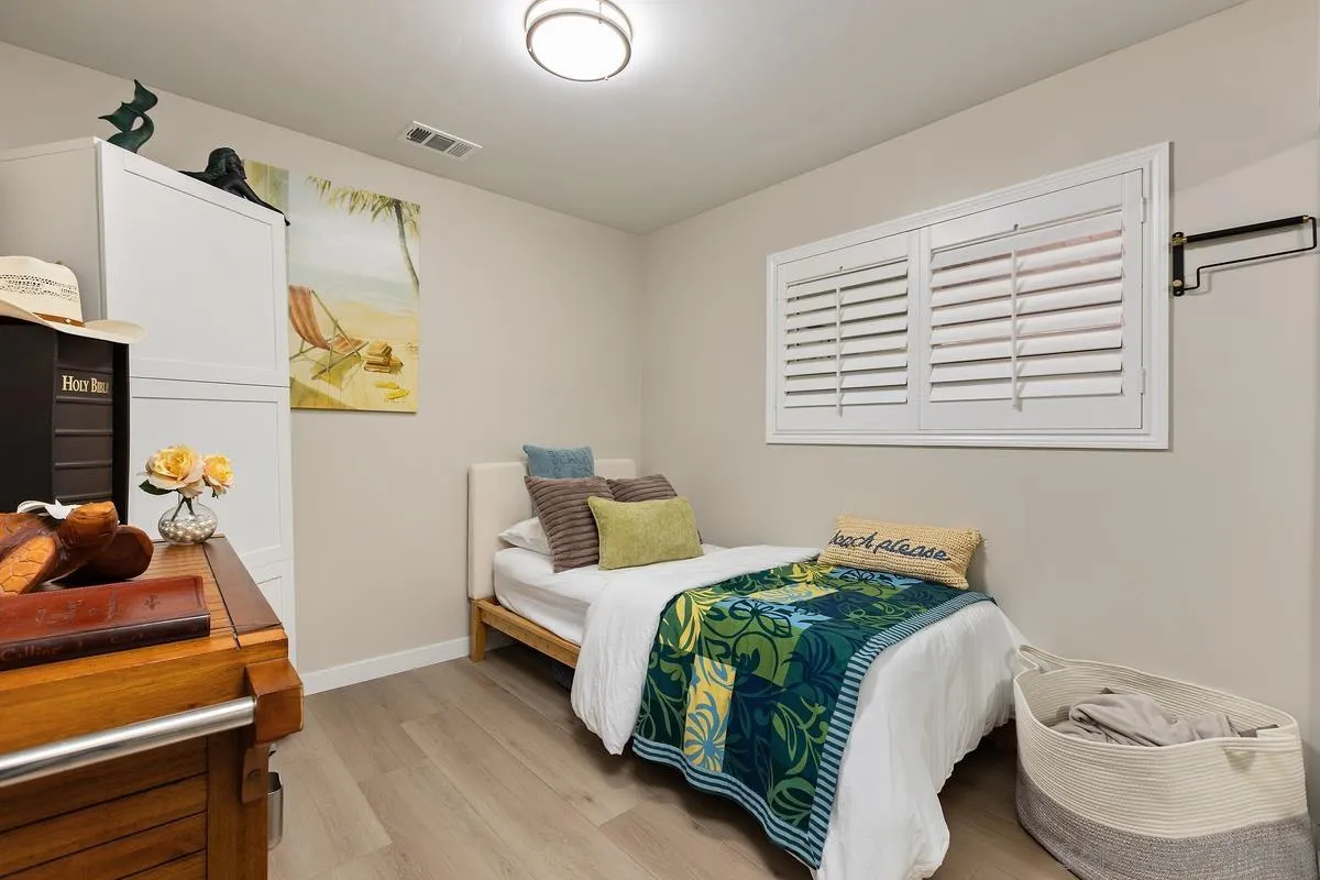 https://cdn.realtyfeed.com/cdn/127/260022084/d2b0d05c6db7abb12f3797a2282dd125.webp