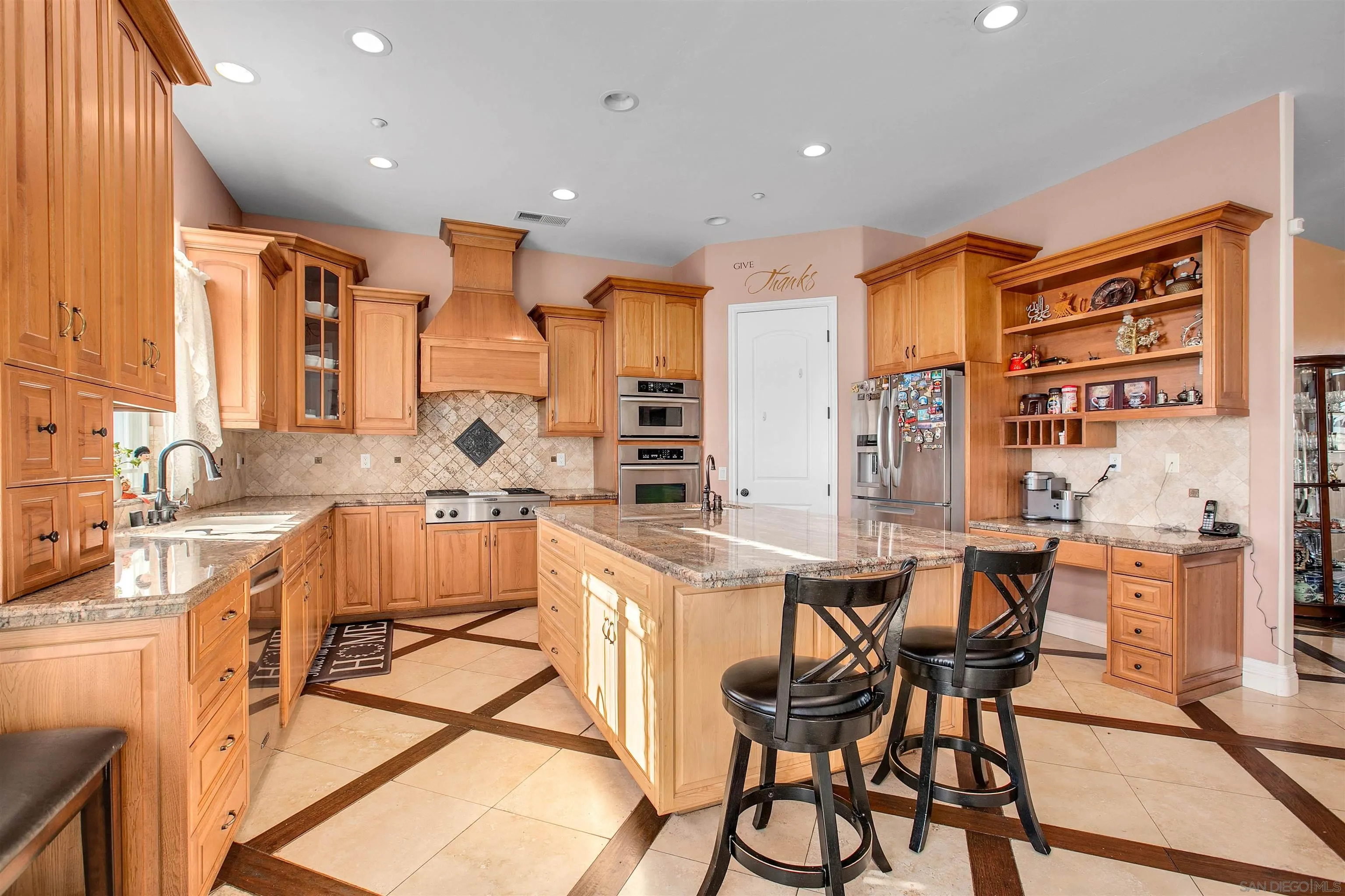https://cdn.realtyfeed.com/cdn/127/260022085/13f0f53867f4be326e0bfb807ca777d4.webp