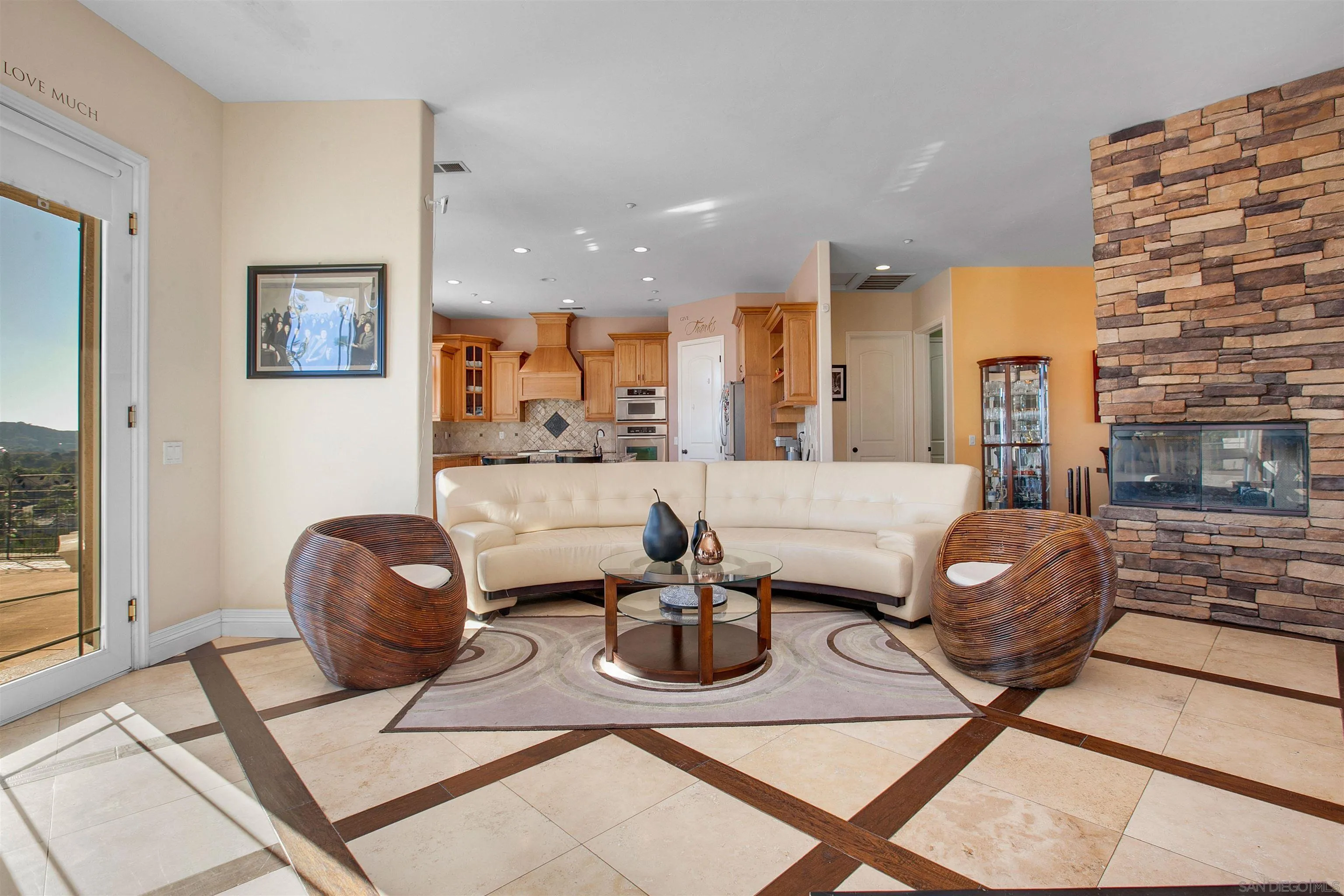 https://cdn.realtyfeed.com/cdn/127/260022085/2036e85d55dc18cede1b373e00587540.webp