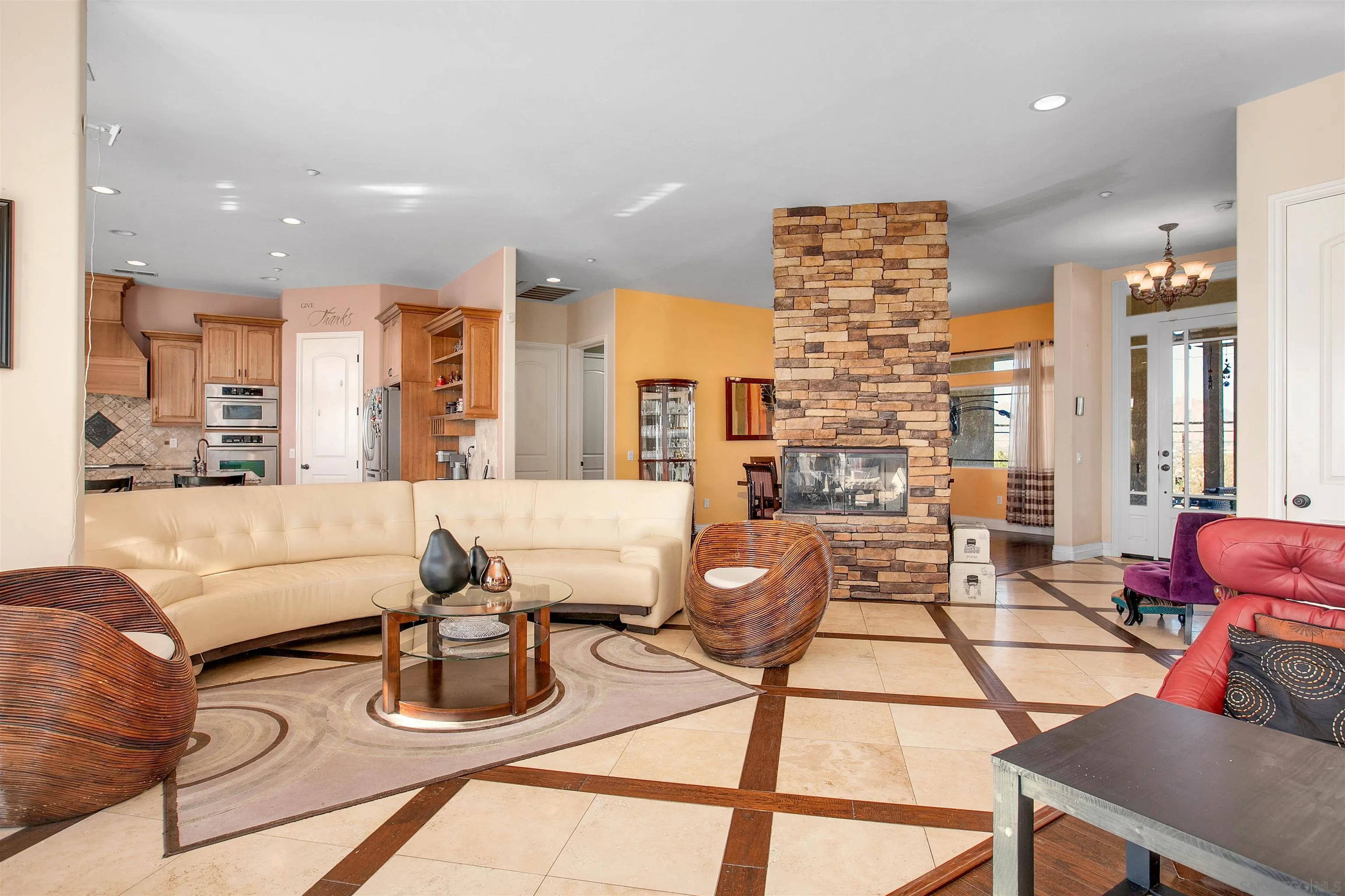 https://cdn.realtyfeed.com/cdn/127/260022085/ae41e47490a886af34e883448bda23b2.webp