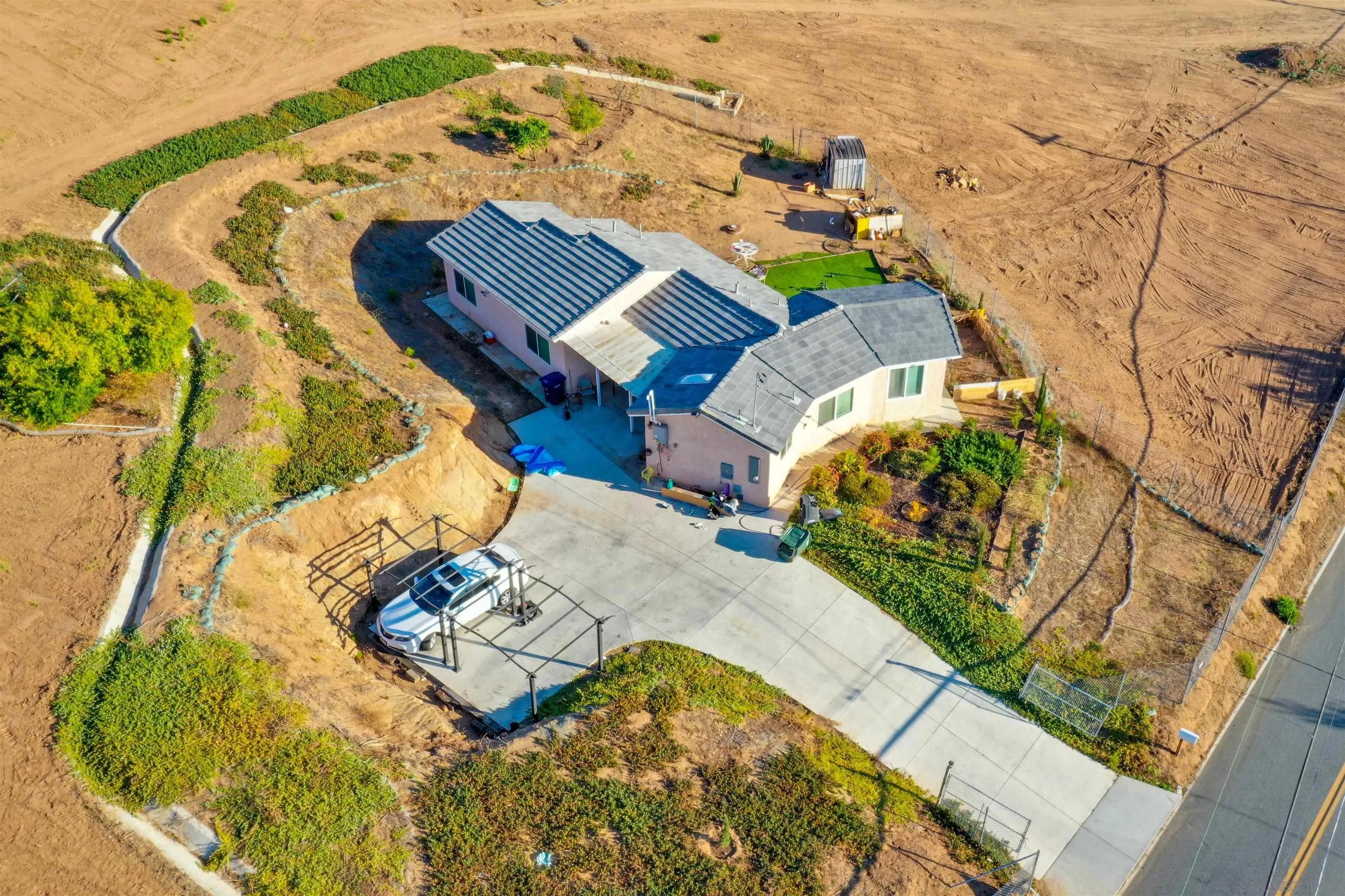 https://cdn.realtyfeed.com/cdn/127/260022085/ef39c2497e063f03ee4059ab2273463e.webp