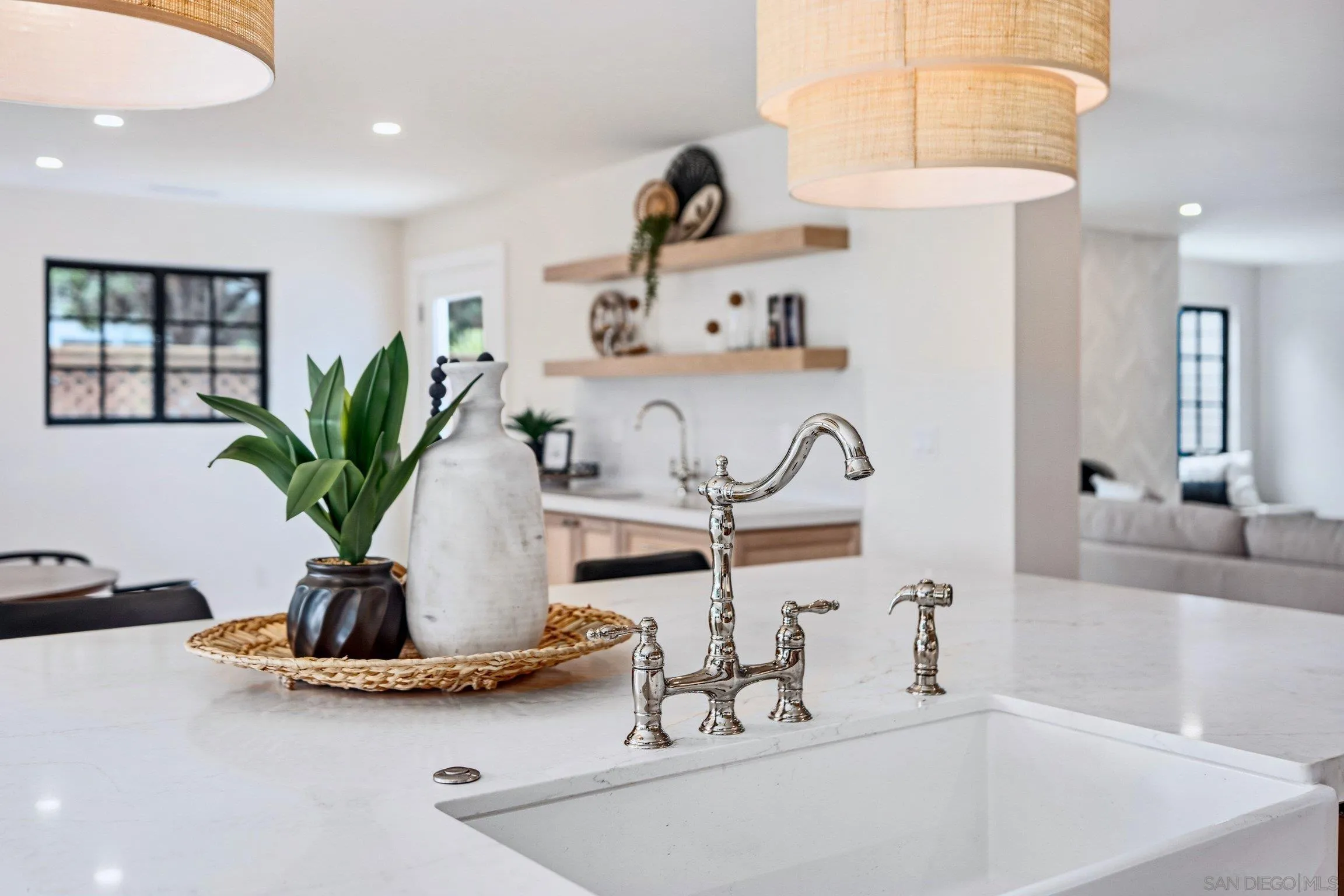 https://cdn.realtyfeed.com/cdn/127/260022087/158ac097a9cd08ff4aafbf4b165f0d13.webp