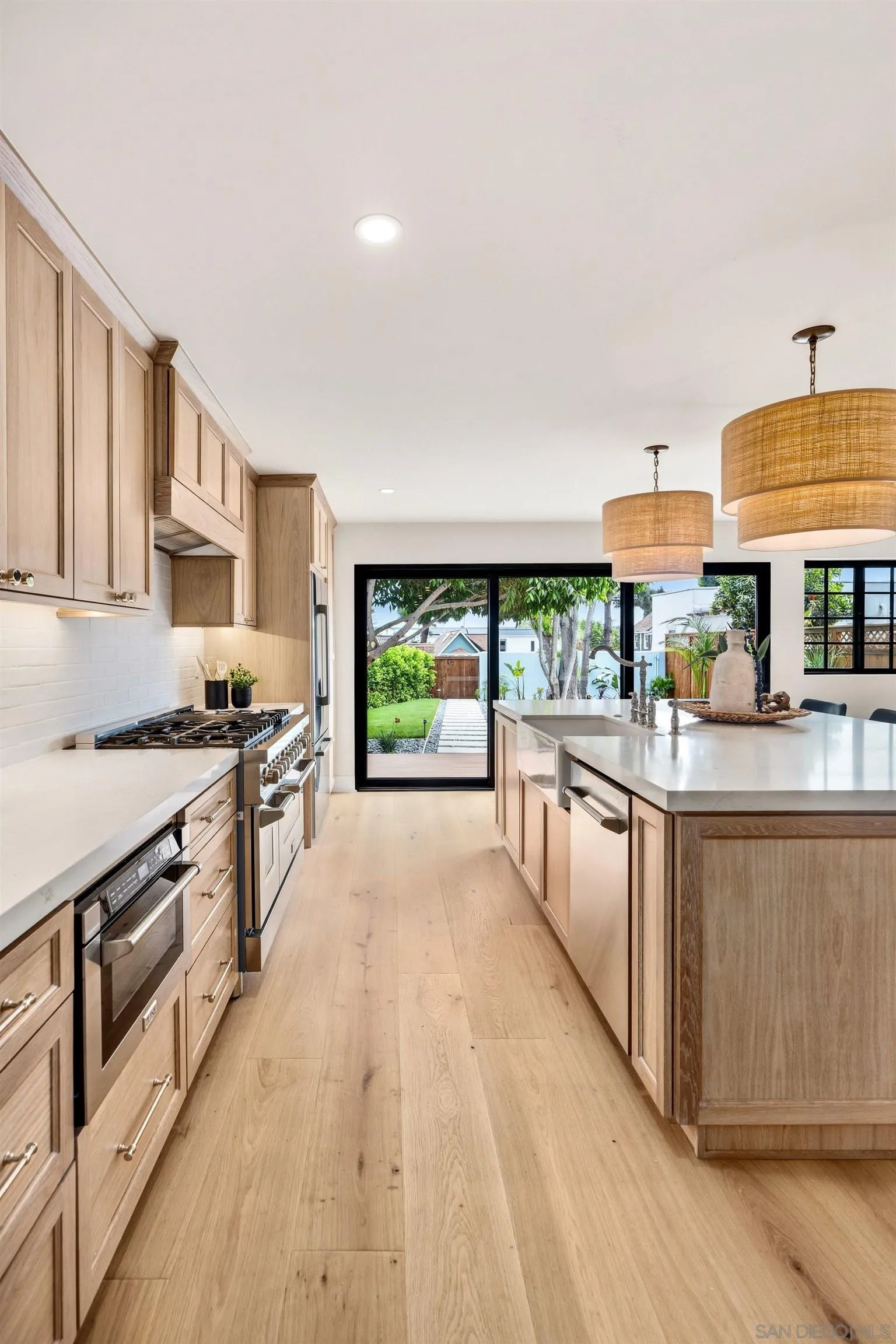 https://cdn.realtyfeed.com/cdn/127/260022087/6a68fe06902453862f3227fd974ce49f.webp