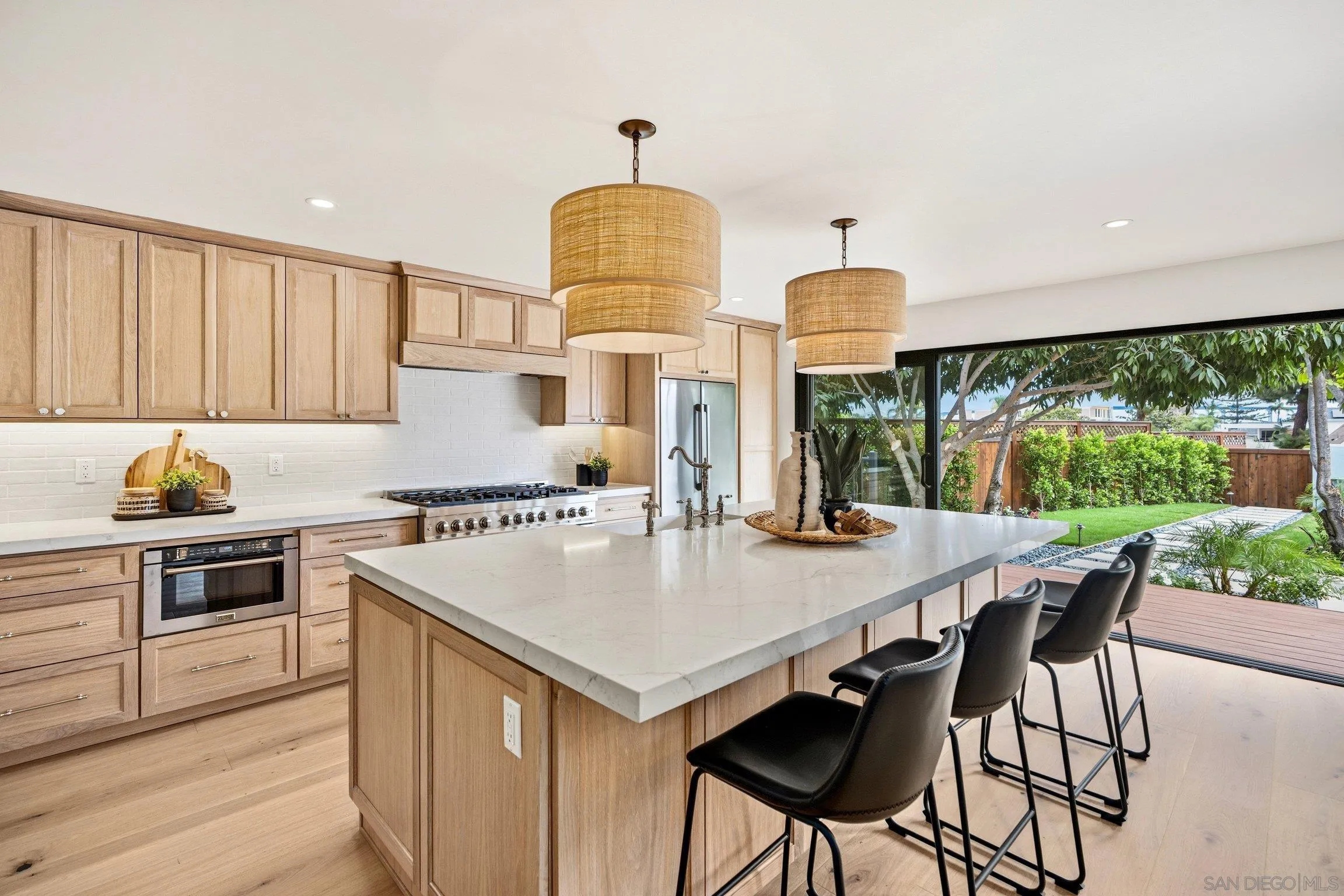 https://cdn.realtyfeed.com/cdn/127/260022087/9e63c556eced798507f74ed892cda543.webp