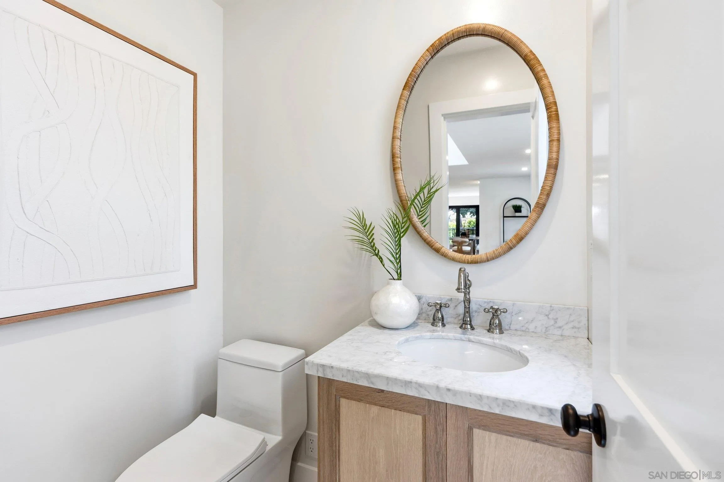https://cdn.realtyfeed.com/cdn/127/260022087/b56ef978c27797547789da7e413ace3d.webp