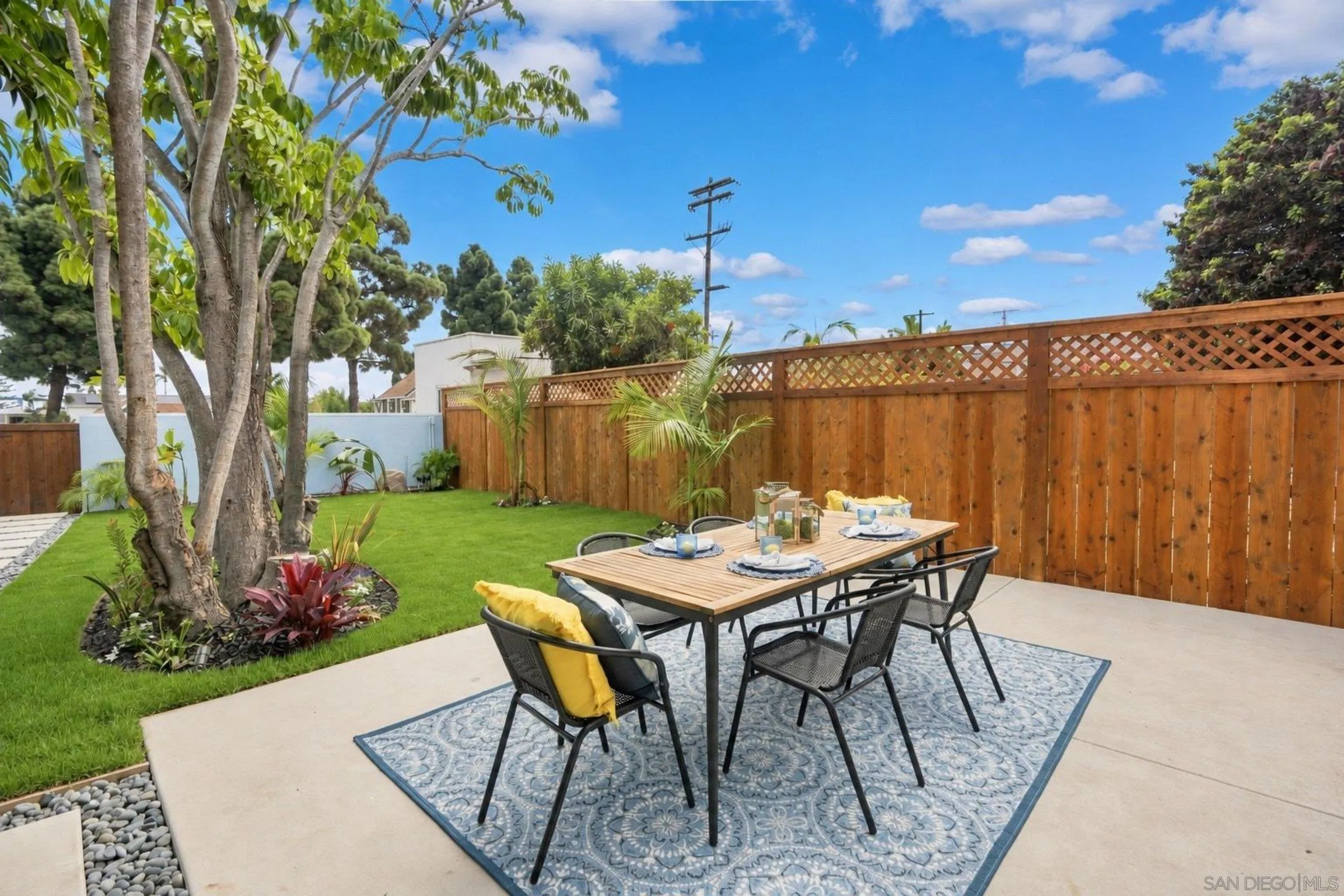https://cdn.realtyfeed.com/cdn/127/260022087/be501c4f824c007a592723b18ac5556e.webp