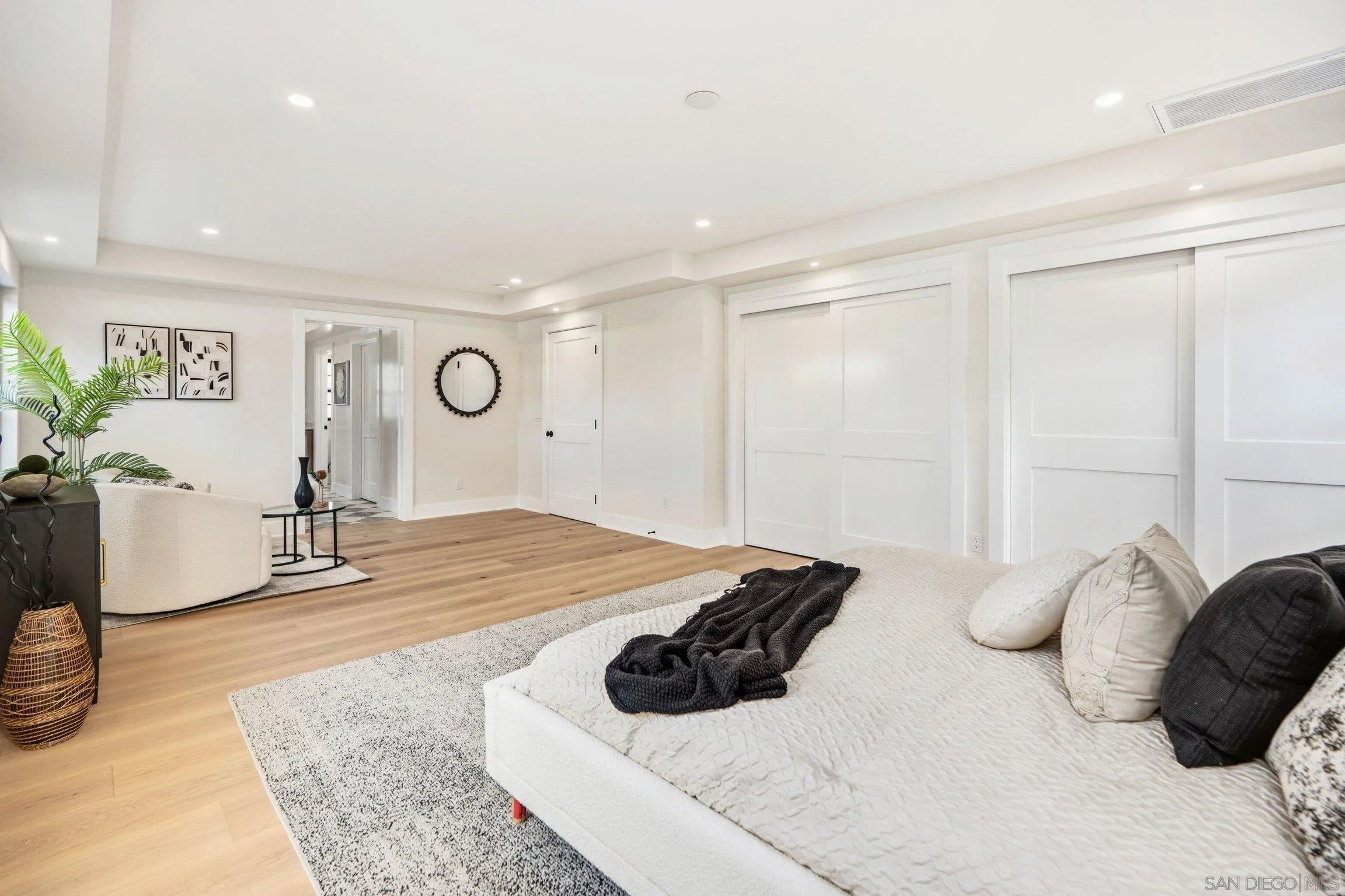 https://cdn.realtyfeed.com/cdn/127/260022087/fa021a318abf1dc09ecfa6586ac4bab1.webp
